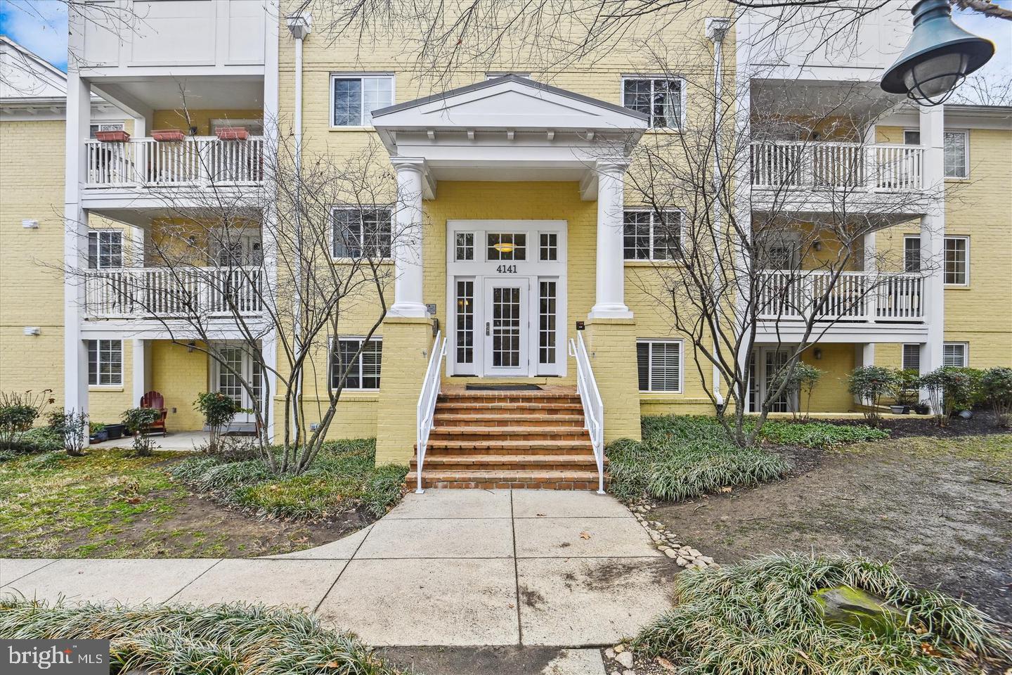 4141 S FOUR MILE RUN DR #201, ARLINGTON, Virginia 22204, 2 Bedrooms Bedrooms, ,2 BathroomsBathrooms,Residential,For sale,4141 S FOUR MILE RUN DR #201,VAAR2065506 MLS # VAAR2065506 4141 S FOUR MILE RUN DR #201, ARLINGTON, Virginia 22204, 2 Bedrooms Bedrooms, ,2 BathroomsBathrooms,Residential,For sale,4141 S FOUR MILE RUN DR #201,VAAR2065506 MLS # VAAR2065506