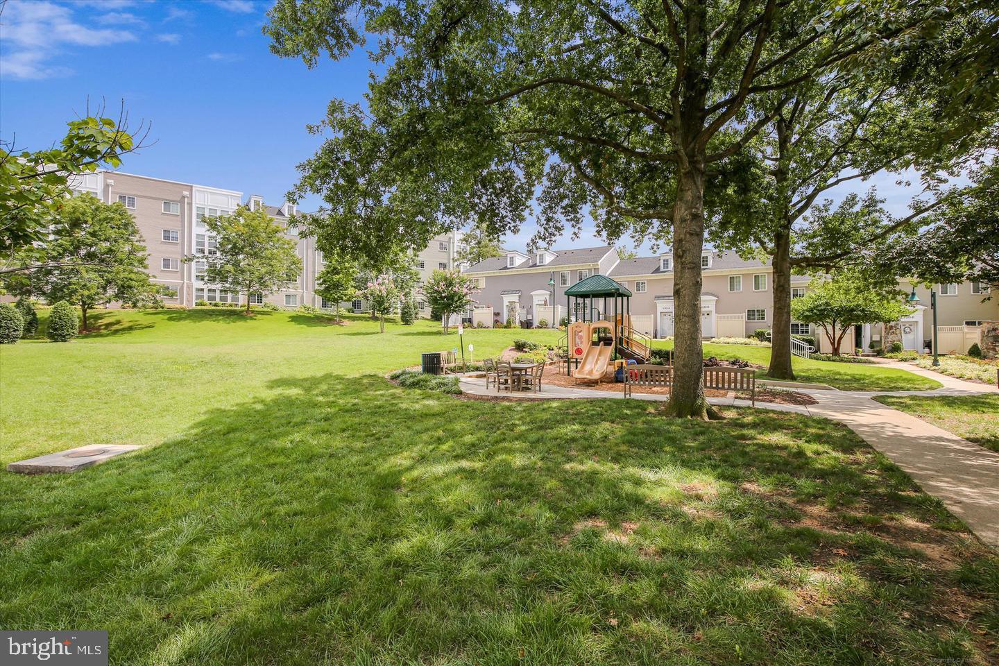 4141 S FOUR MILE RUN DR #201, ARLINGTON, Virginia 22204, 2 Bedrooms Bedrooms, ,2 BathroomsBathrooms,Residential,For sale,4141 S FOUR MILE RUN DR #201,VAAR2065506 MLS # VAAR2065506 4141 S FOUR MILE RUN DR #201, ARLINGTON, Virginia 22204, 2 Bedrooms Bedrooms, ,2 BathroomsBathrooms,Residential,For sale,4141 S FOUR MILE RUN DR #201,VAAR2065506 MLS # VAAR2065506