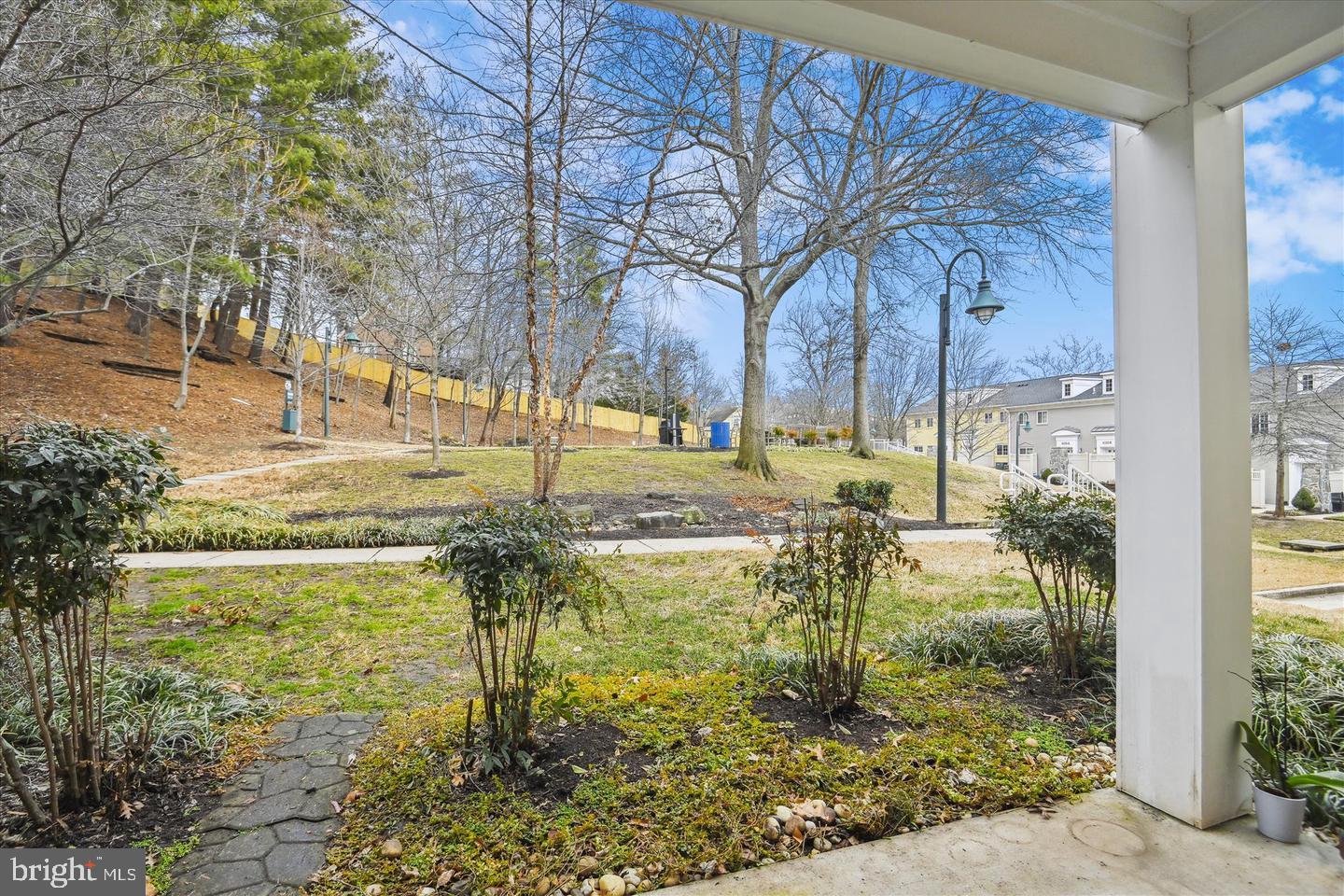 4141 S FOUR MILE RUN DR #201, ARLINGTON, Virginia 22204, 2 Bedrooms Bedrooms, ,2 BathroomsBathrooms,Residential,For sale,4141 S FOUR MILE RUN DR #201,VAAR2065506 MLS # VAAR2065506 4141 S FOUR MILE RUN DR #201, ARLINGTON, Virginia 22204, 2 Bedrooms Bedrooms, ,2 BathroomsBathrooms,Residential,For sale,4141 S FOUR MILE RUN DR #201,VAAR2065506 MLS # VAAR2065506