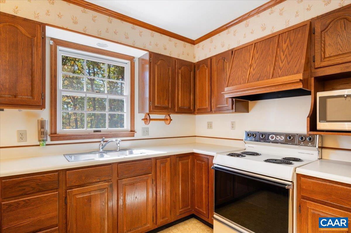 6112 CHESTNUT LN, GORDONSVILLE, Virginia 22942, 3 Bedrooms Bedrooms, ,2 BathroomsBathrooms,Residential,For sale,6112 CHESTNUT LN,670547 MLS # 670547 6112 CHESTNUT LN, GORDONSVILLE, Virginia 22942, 3 Bedrooms Bedrooms, ,2 BathroomsBathrooms,Residential,For sale,6112 CHESTNUT LN,670547 MLS # 670547