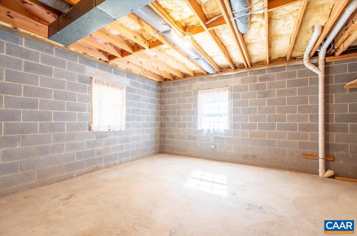 6112 CHESTNUT LN, GORDONSVILLE, Virginia 22942, 3 Bedrooms Bedrooms, ,2 BathroomsBathrooms,Residential,For sale,6112 CHESTNUT LN,670547 MLS # 670547 6112 CHESTNUT LN, GORDONSVILLE, Virginia 22942, 3 Bedrooms Bedrooms, ,2 BathroomsBathrooms,Residential,For sale,6112 CHESTNUT LN,670547 MLS # 670547