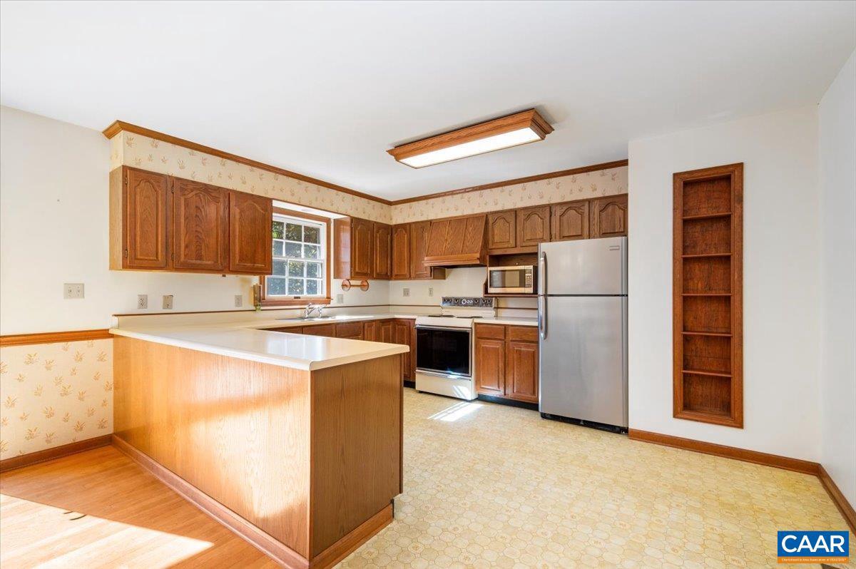 6112 CHESTNUT LN, GORDONSVILLE, Virginia 22942, 3 Bedrooms Bedrooms, ,2 BathroomsBathrooms,Residential,For sale,6112 CHESTNUT LN,670547 MLS # 670547 6112 CHESTNUT LN, GORDONSVILLE, Virginia 22942, 3 Bedrooms Bedrooms, ,2 BathroomsBathrooms,Residential,For sale,6112 CHESTNUT LN,670547 MLS # 670547