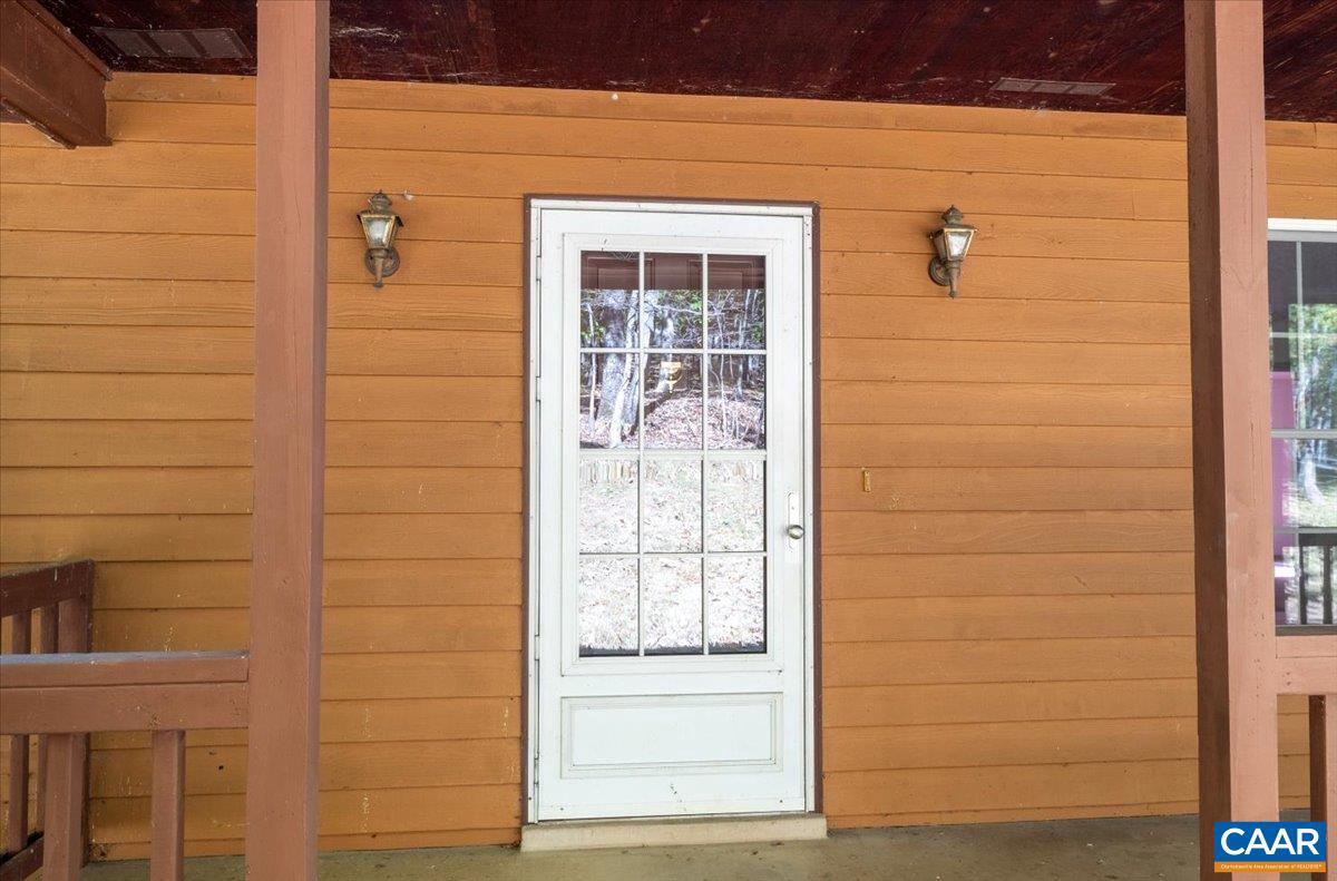 6112 CHESTNUT LN, GORDONSVILLE, Virginia 22942, 3 Bedrooms Bedrooms, ,2 BathroomsBathrooms,Residential,For sale,6112 CHESTNUT LN,670547 MLS # 670547 6112 CHESTNUT LN, GORDONSVILLE, Virginia 22942, 3 Bedrooms Bedrooms, ,2 BathroomsBathrooms,Residential,For sale,6112 CHESTNUT LN,670547 MLS # 670547