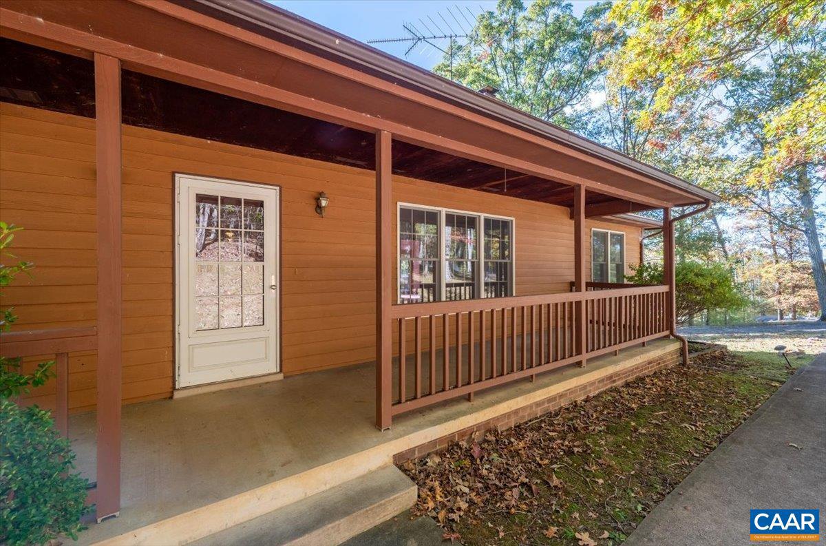 6112 CHESTNUT LN, GORDONSVILLE, Virginia 22942, 3 Bedrooms Bedrooms, ,2 BathroomsBathrooms,Residential,For sale,6112 CHESTNUT LN,670547 MLS # 670547 6112 CHESTNUT LN, GORDONSVILLE, Virginia 22942, 3 Bedrooms Bedrooms, ,2 BathroomsBathrooms,Residential,For sale,6112 CHESTNUT LN,670547 MLS # 670547