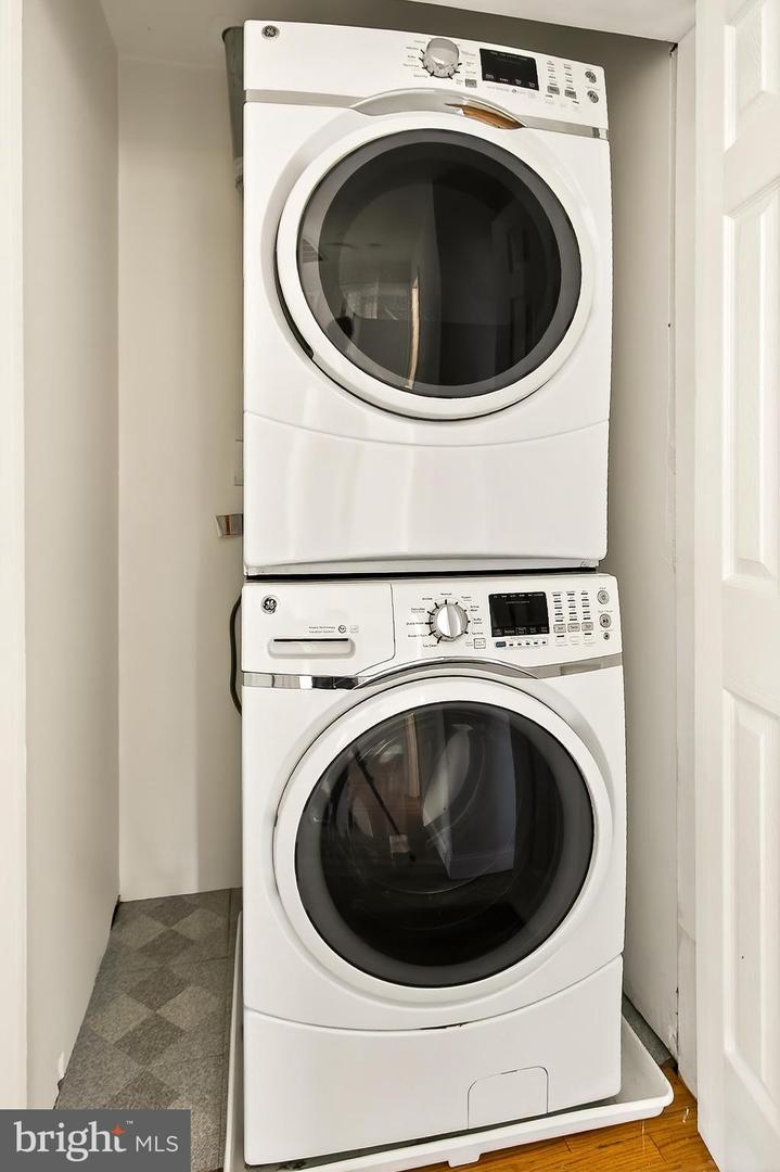 1812 OLNEY RD, FALLS CHURCH, Virginia 22043, 4 Bedrooms Bedrooms, ,2 BathroomsBathrooms,Residential,For sale,1812 OLNEY RD,VAFX2276852 MLS # VAFX2276852 1812 OLNEY RD, FALLS CHURCH, Virginia 22043, 4 Bedrooms Bedrooms, ,2 BathroomsBathrooms,Residential,For sale,1812 OLNEY RD,VAFX2276852 MLS # VAFX2276852