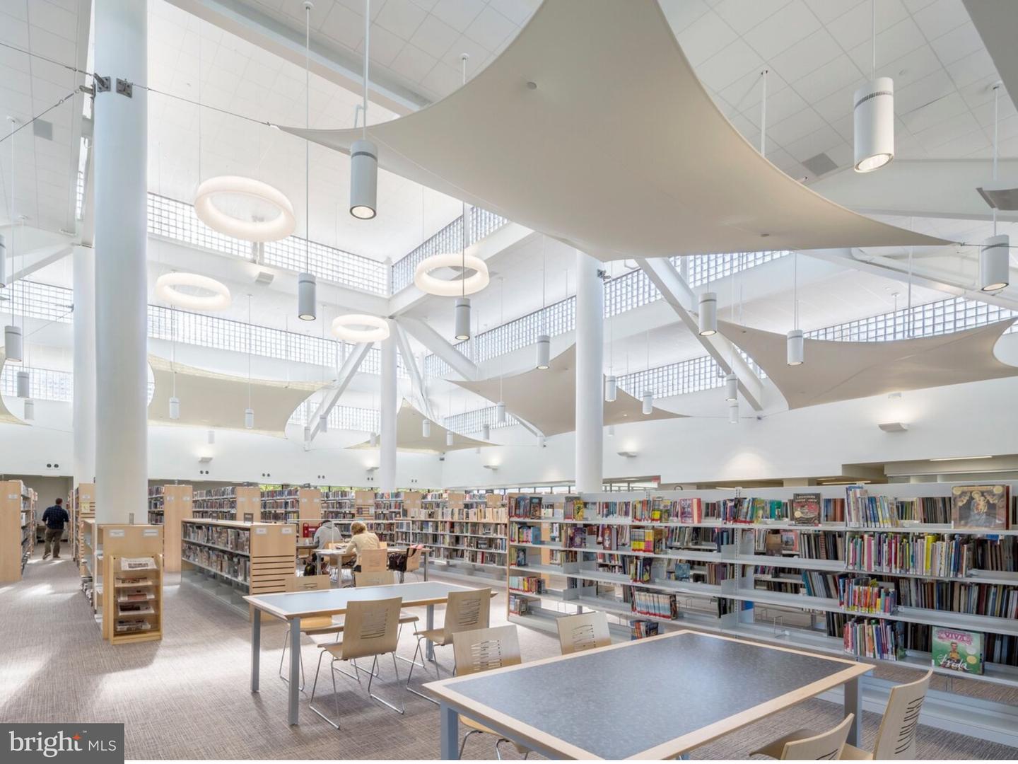 1812 OLNEY RD, FALLS CHURCH, Virginia 22043, 4 Bedrooms Bedrooms, ,2 BathroomsBathrooms,Residential,For sale,1812 OLNEY RD,VAFX2276852 MLS # VAFX2276852 1812 OLNEY RD, FALLS CHURCH, Virginia 22043, 4 Bedrooms Bedrooms, ,2 BathroomsBathrooms,Residential,For sale,1812 OLNEY RD,VAFX2276852 MLS # VAFX2276852