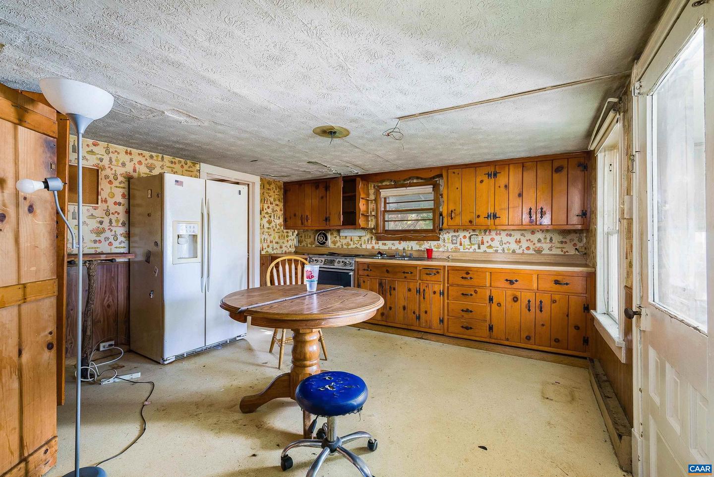 613 6TH ST, SHENANDOAH, Virginia 22849, 4 Bedrooms Bedrooms, ,1 BathroomBathrooms,Residential,For sale,613 6TH ST,670557 MLS # 670557 613 6TH ST, SHENANDOAH, Virginia 22849, 4 Bedrooms Bedrooms, ,1 BathroomBathrooms,Residential,For sale,613 6TH ST,670557 MLS # 670557