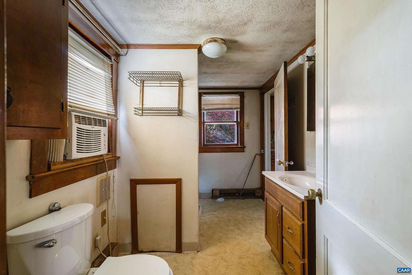 613 6TH ST, SHENANDOAH, Virginia 22849, 4 Bedrooms Bedrooms, ,1 BathroomBathrooms,Residential,For sale,613 6TH ST,670557 MLS # 670557 613 6TH ST, SHENANDOAH, Virginia 22849, 4 Bedrooms Bedrooms, ,1 BathroomBathrooms,Residential,For sale,613 6TH ST,670557 MLS # 670557