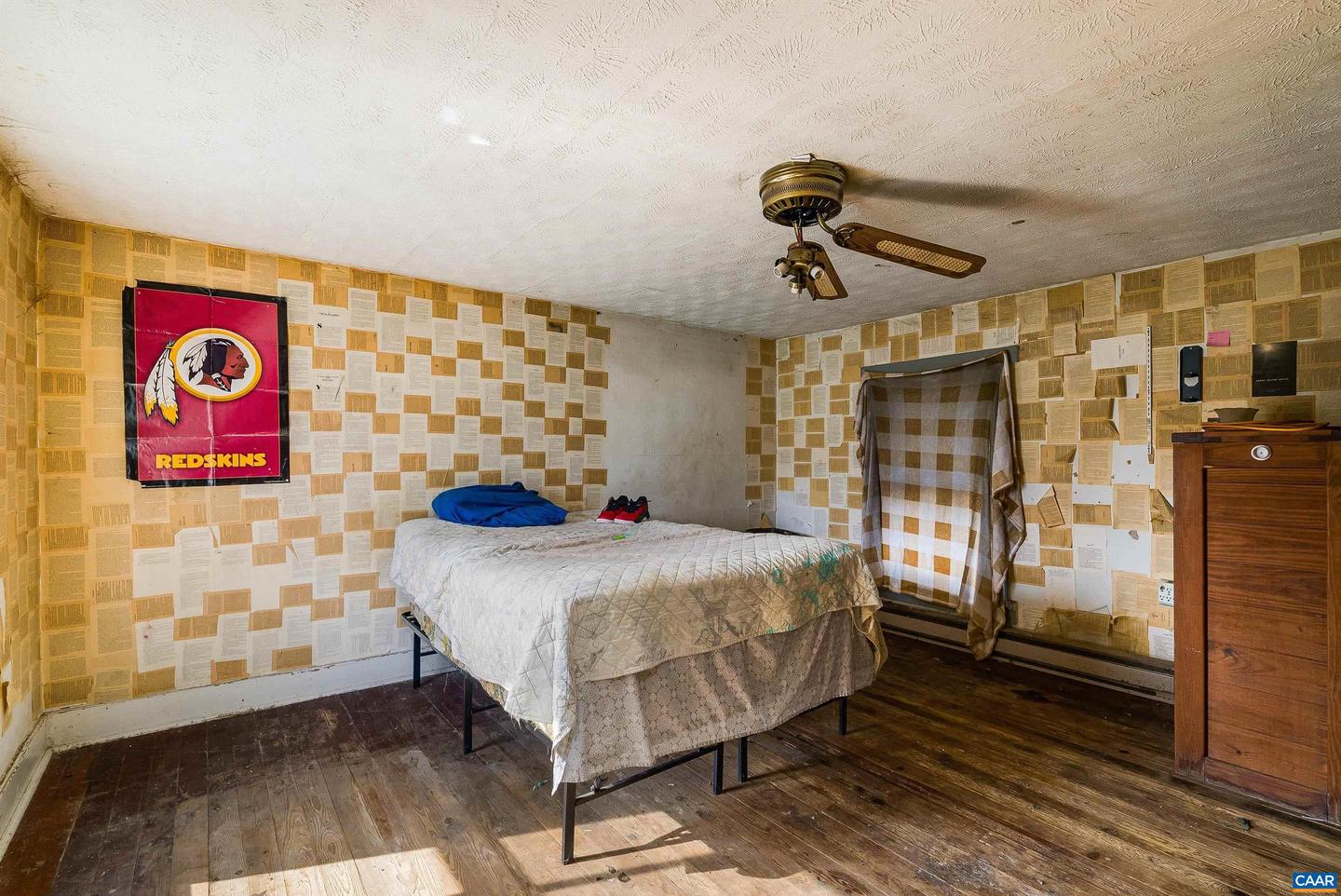 613 6TH ST, SHENANDOAH, Virginia 22849, 4 Bedrooms Bedrooms, ,1 BathroomBathrooms,Residential,For sale,613 6TH ST,670557 MLS # 670557 613 6TH ST, SHENANDOAH, Virginia 22849, 4 Bedrooms Bedrooms, ,1 BathroomBathrooms,Residential,For sale,613 6TH ST,670557 MLS # 670557