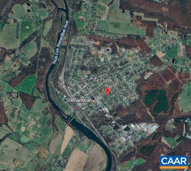 613 6TH ST, SHENANDOAH, Virginia 22849, 4 Bedrooms Bedrooms, ,1 BathroomBathrooms,Residential,For sale,613 6TH ST,670557 MLS # 670557 613 6TH ST, SHENANDOAH, Virginia 22849, 4 Bedrooms Bedrooms, ,1 BathroomBathrooms,Residential,For sale,613 6TH ST,670557 MLS # 670557