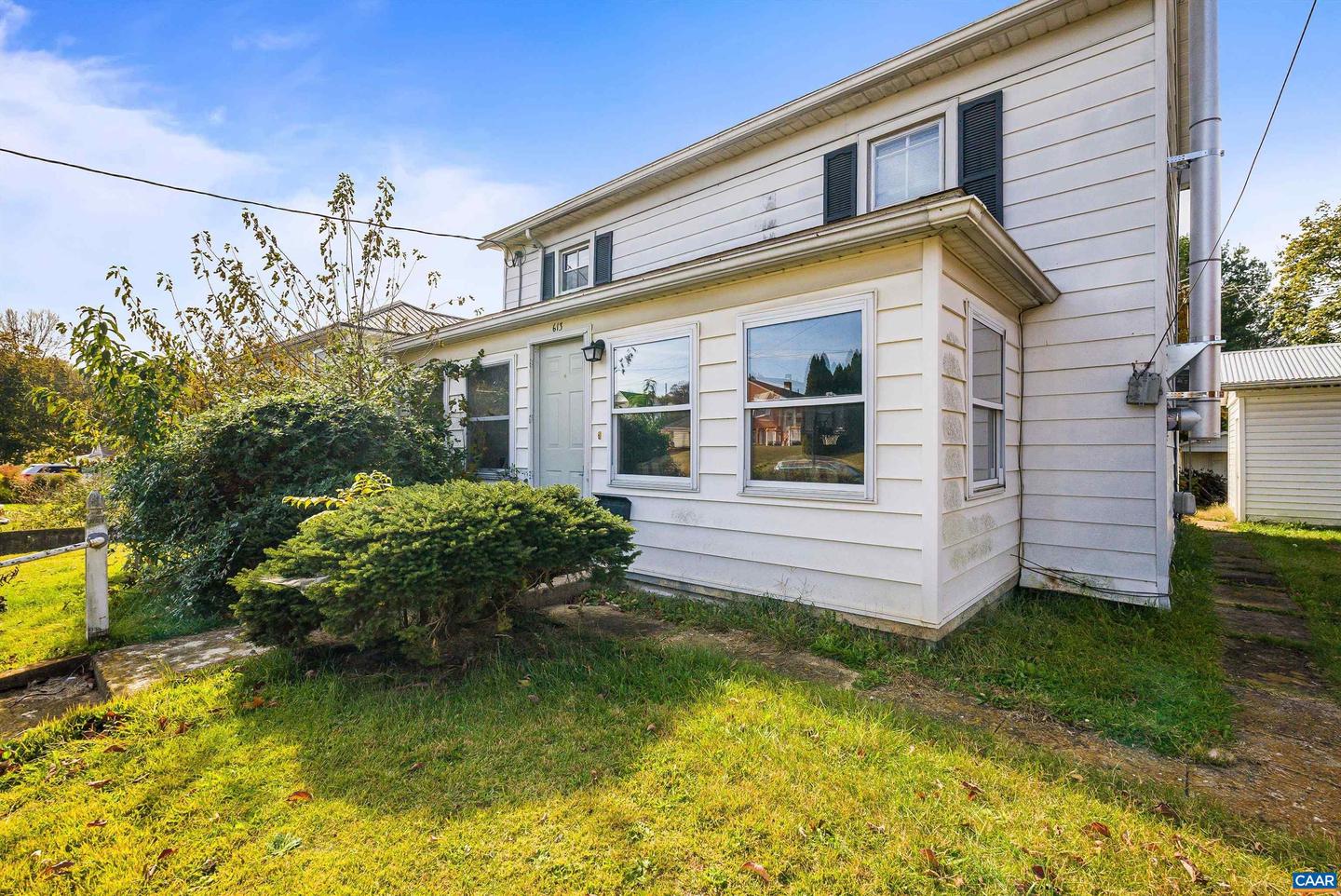 613 6TH ST, SHENANDOAH, Virginia 22849, 4 Bedrooms Bedrooms, ,1 BathroomBathrooms,Residential,For sale,613 6TH ST,670557 MLS # 670557 613 6TH ST, SHENANDOAH, Virginia 22849, 4 Bedrooms Bedrooms, ,1 BathroomBathrooms,Residential,For sale,613 6TH ST,670557 MLS # 670557