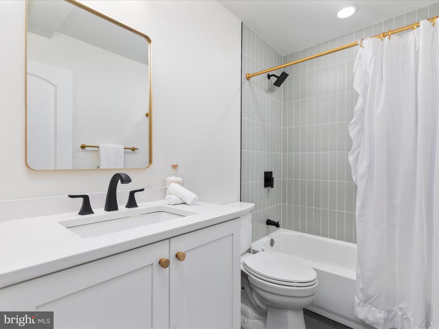 139 LAURA CT, BASYE, Virginia 22810, 3 Bedrooms Bedrooms, ,3 BathroomsBathrooms,Residential,For sale,139 LAURA CT,VASH2011392 MLS # VASH2011392 139 LAURA CT, BASYE, Virginia 22810, 3 Bedrooms Bedrooms, ,3 BathroomsBathrooms,Residential,For sale,139 LAURA CT,VASH2011392 MLS # VASH2011392