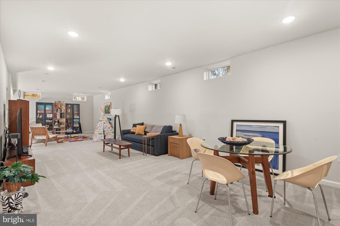 15855 LAVENDER WOODS LN, HAYMARKET, Virginia 20169, 3 Bedrooms Bedrooms, ,3 BathroomsBathrooms,Residential,For sale,15855 LAVENDER WOODS LN,VAPW2100478 MLS # VAPW2100478 15855 LAVENDER WOODS LN, HAYMARKET, Virginia 20169, 3 Bedrooms Bedrooms, ,3 BathroomsBathrooms,Residential,For sale,15855 LAVENDER WOODS LN,VAPW2100478 MLS # VAPW2100478