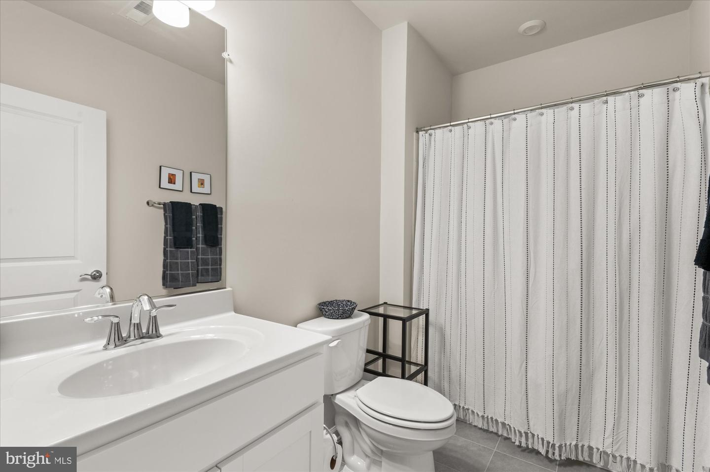 15855 LAVENDER WOODS LN, HAYMARKET, Virginia 20169, 3 Bedrooms Bedrooms, ,3 BathroomsBathrooms,Residential,For sale,15855 LAVENDER WOODS LN,VAPW2100478 MLS # VAPW2100478 15855 LAVENDER WOODS LN, HAYMARKET, Virginia 20169, 3 Bedrooms Bedrooms, ,3 BathroomsBathrooms,Residential,For sale,15855 LAVENDER WOODS LN,VAPW2100478 MLS # VAPW2100478