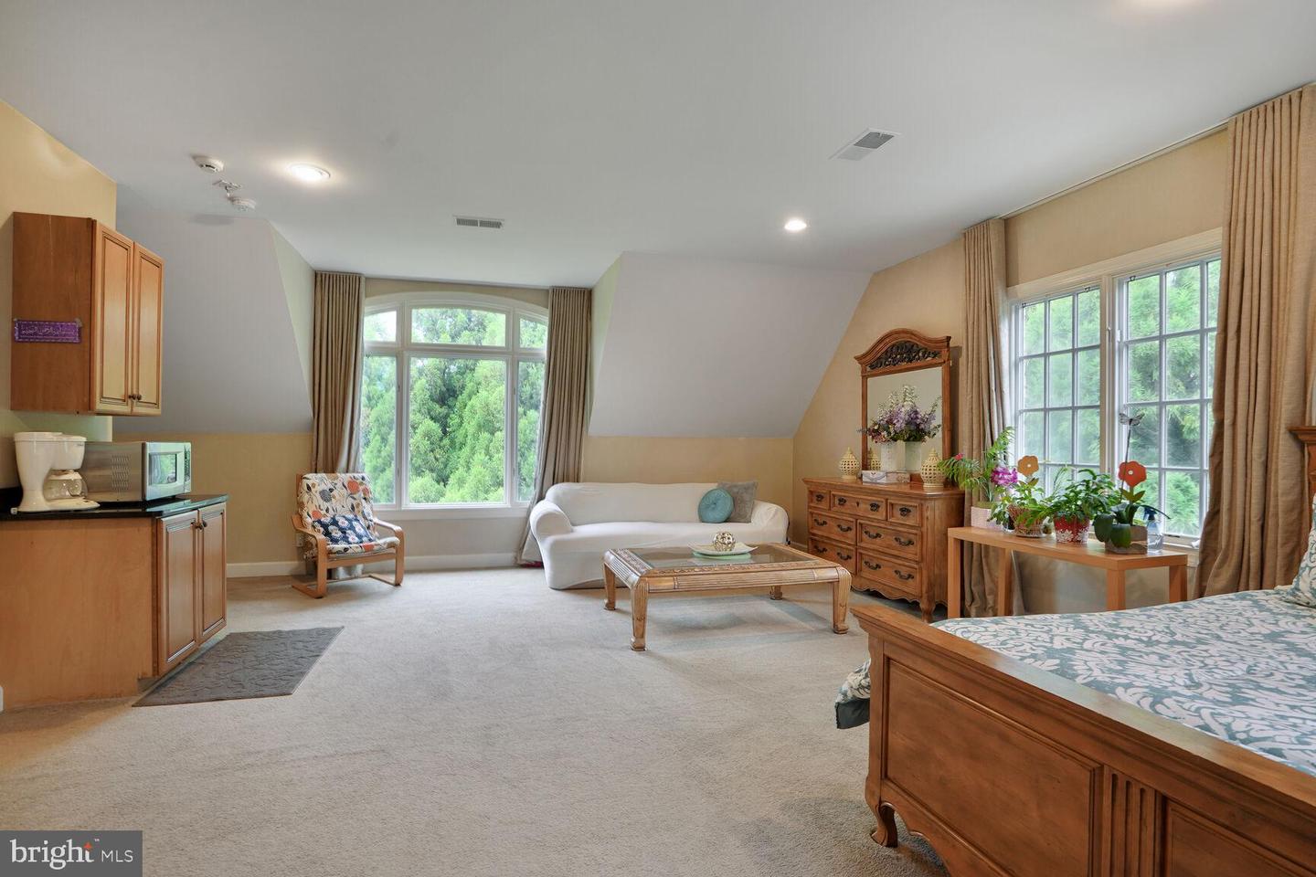 9864 WALKER GLEN CT, GREAT FALLS, Virginia 22066, 7 Bedrooms Bedrooms, ,7 BathroomsBathrooms,Residential,For sale,9864 WALKER GLEN CT,VAFX2260212 MLS # VAFX2260212 9864 WALKER GLEN CT, GREAT FALLS, Virginia 22066, 7 Bedrooms Bedrooms, ,7 BathroomsBathrooms,Residential,For sale,9864 WALKER GLEN CT,VAFX2260212 MLS # VAFX2260212