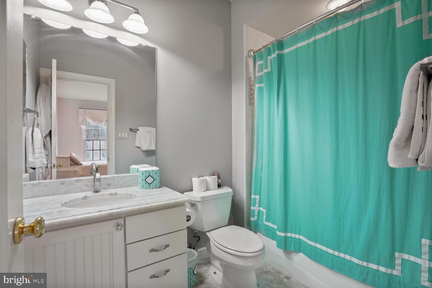 9864 WALKER GLEN CT, GREAT FALLS, Virginia 22066, 7 Bedrooms Bedrooms, ,7 BathroomsBathrooms,Residential,For sale,9864 WALKER GLEN CT,VAFX2260212 MLS # VAFX2260212 9864 WALKER GLEN CT, GREAT FALLS, Virginia 22066, 7 Bedrooms Bedrooms, ,7 BathroomsBathrooms,Residential,For sale,9864 WALKER GLEN CT,VAFX2260212 MLS # VAFX2260212