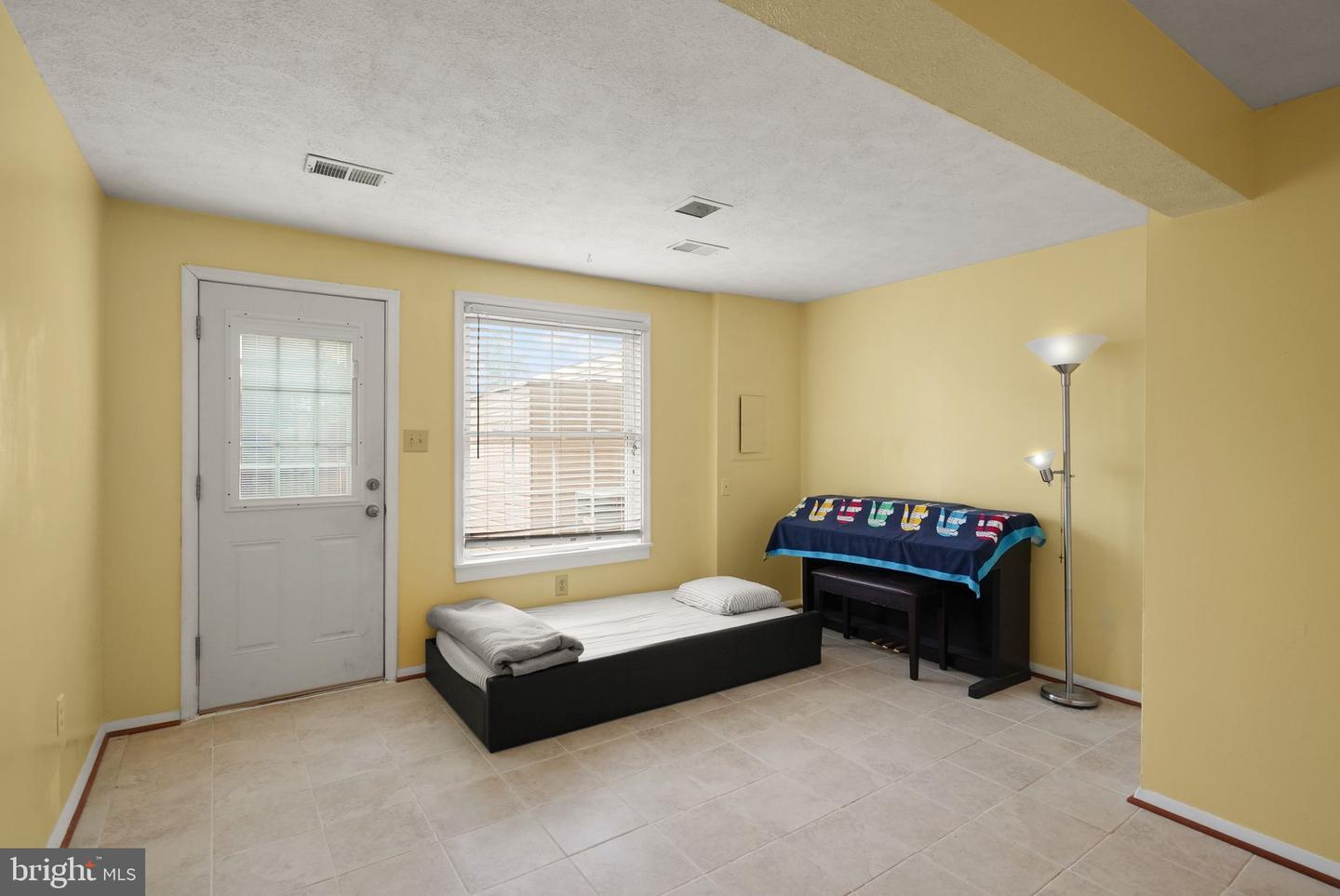 735 BRETHOUR CT #4, STERLING, Virginia 20164, 2 Bedrooms Bedrooms, ,2 BathroomsBathrooms,Residential,For sale,735 BRETHOUR CT #4,VALO2107224 MLS # VALO2107224 735 BRETHOUR CT #4, STERLING, Virginia 20164, 2 Bedrooms Bedrooms, ,2 BathroomsBathrooms,Residential,For sale,735 BRETHOUR CT #4,VALO2107224 MLS # VALO2107224