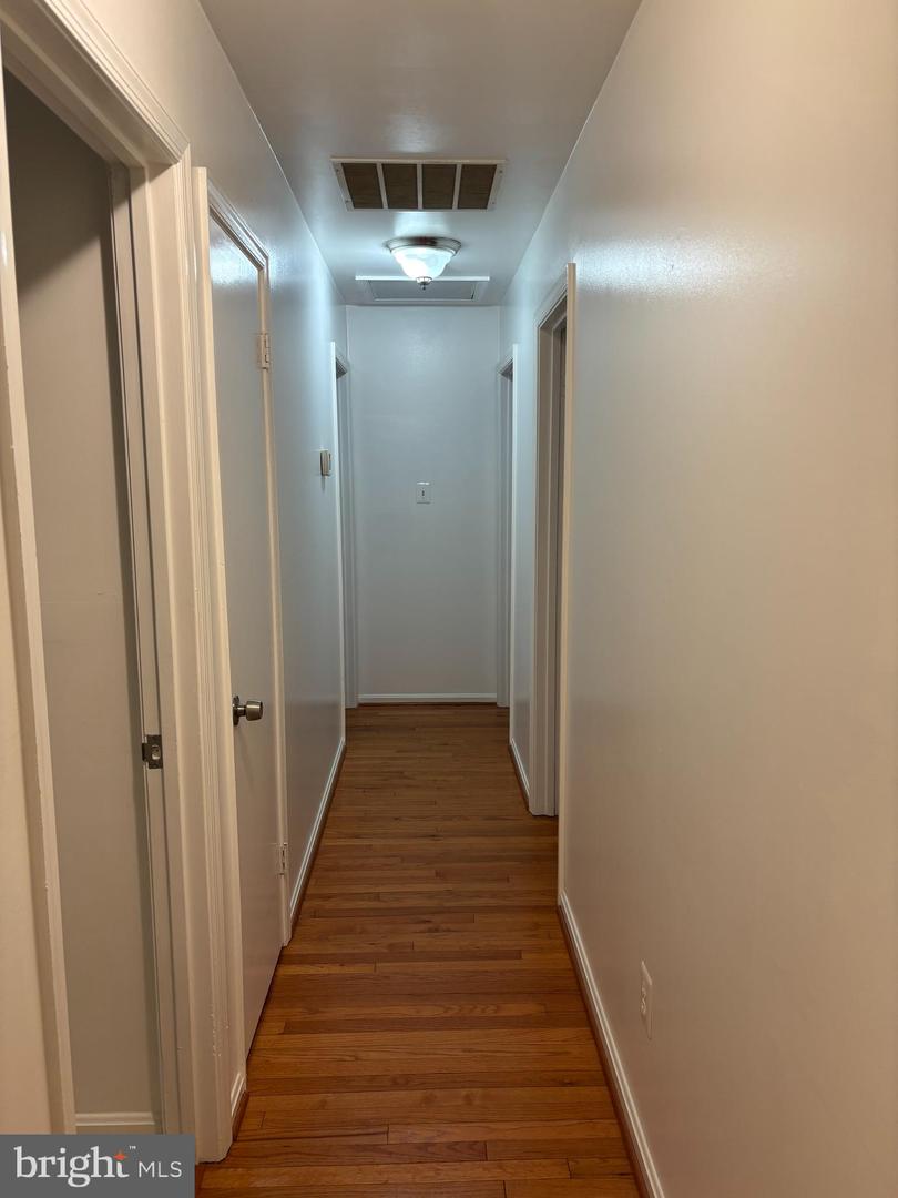 5084 FAIRVIEW LN, BROAD RUN, Virginia 20137, 4 Bedrooms Bedrooms, 7 Rooms Rooms,3 BathroomsBathrooms,Residential,For sale,5084 FAIRVIEW LN,VAFQ2018478 MLS # VAFQ2018478 5084 FAIRVIEW LN, BROAD RUN, Virginia 20137, 4 Bedrooms Bedrooms, 7 Rooms Rooms,3 BathroomsBathrooms,Residential,For sale,5084 FAIRVIEW LN,VAFQ2018478 MLS # VAFQ2018478