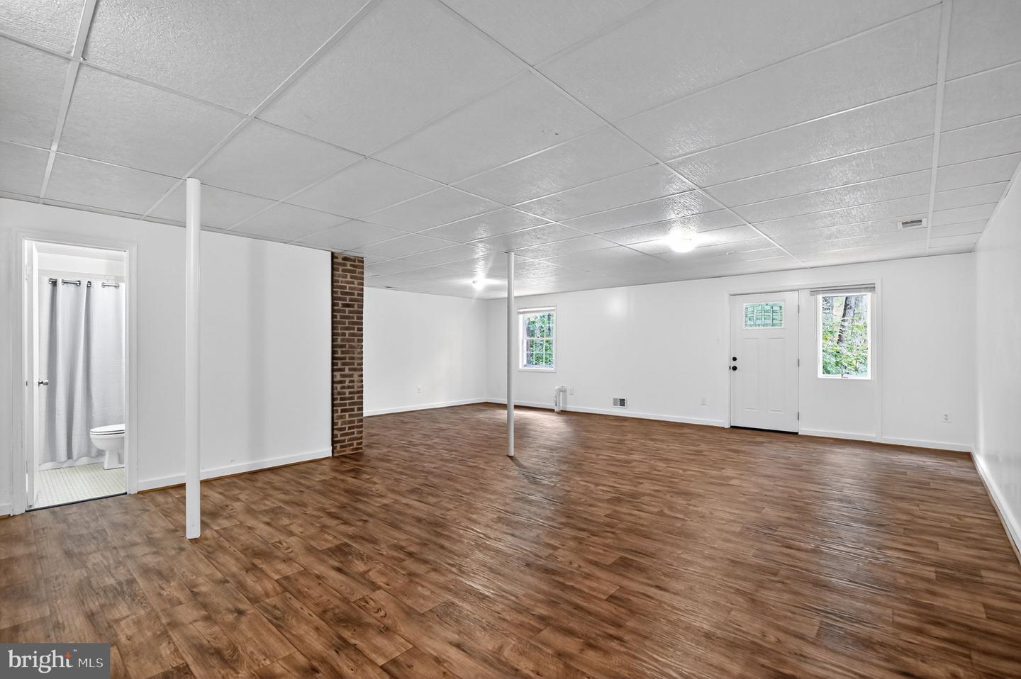 5084 FAIRVIEW LN, BROAD RUN, Virginia 20137, 4 Bedrooms Bedrooms, 7 Rooms Rooms,3 BathroomsBathrooms,Residential,For sale,5084 FAIRVIEW LN,VAFQ2018478 MLS # VAFQ2018478 5084 FAIRVIEW LN, BROAD RUN, Virginia 20137, 4 Bedrooms Bedrooms, 7 Rooms Rooms,3 BathroomsBathrooms,Residential,For sale,5084 FAIRVIEW LN,VAFQ2018478 MLS # VAFQ2018478