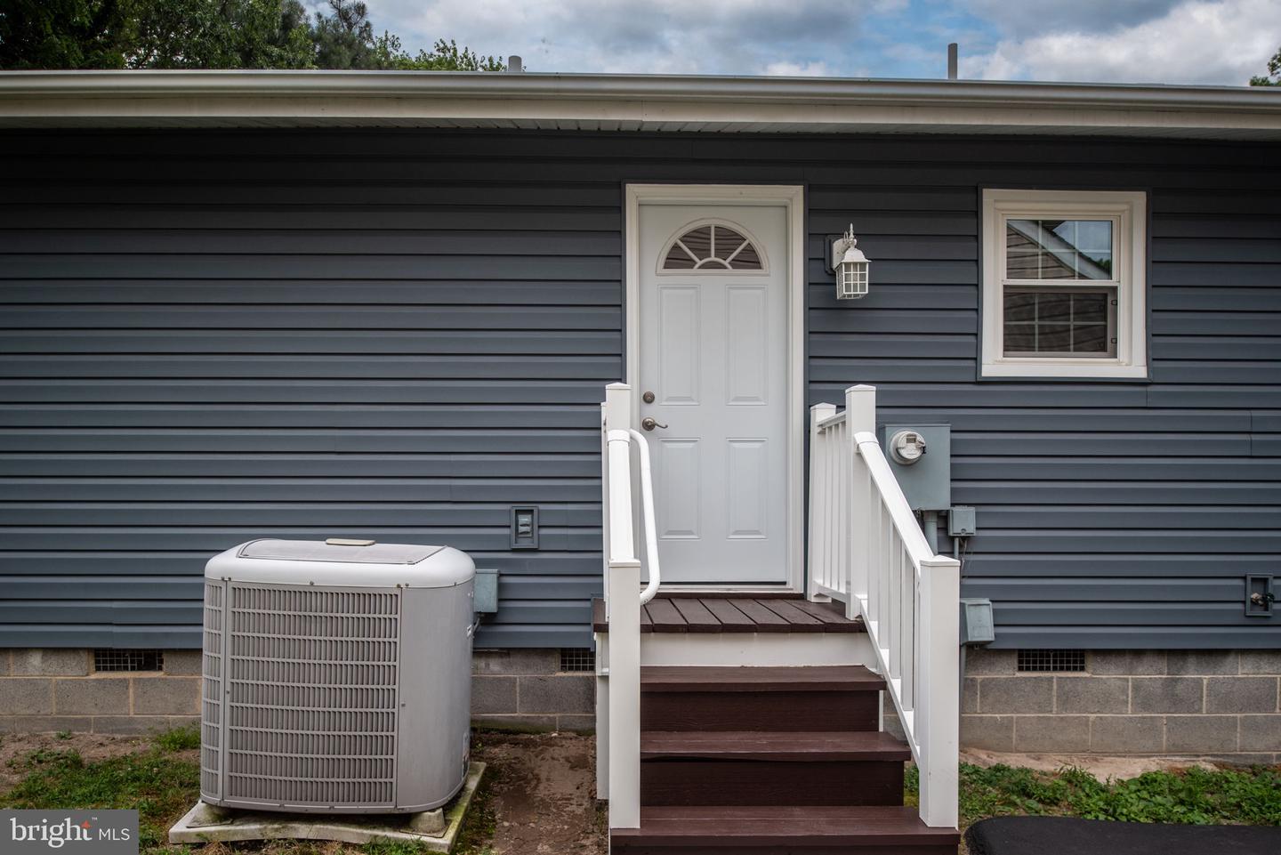 114 5TH ST, COLONIAL BEACH, Virginia 22443, 3 Bedrooms Bedrooms, 5 Rooms Rooms,1 BathroomBathrooms,Residential,For sale,114 5TH ST,VAWE2009820 MLS # VAWE2009820 114 5TH ST, COLONIAL BEACH, Virginia 22443, 3 Bedrooms Bedrooms, 5 Rooms Rooms,1 BathroomBathrooms,Residential,For sale,114 5TH ST,VAWE2009820 MLS # VAWE2009820