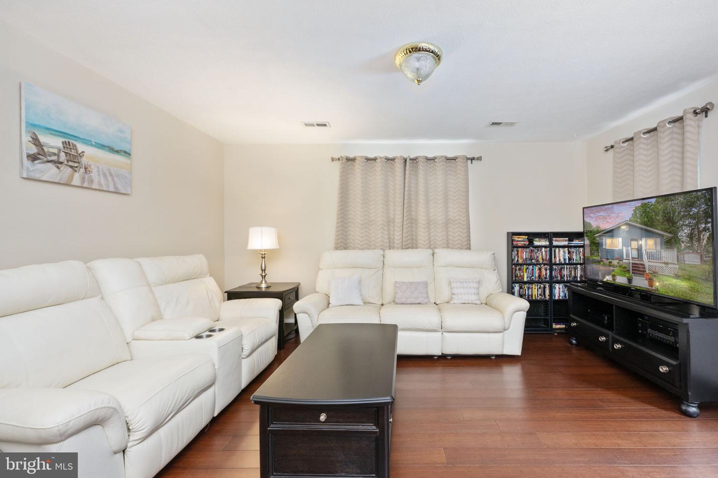 114 5TH ST, COLONIAL BEACH, Virginia 22443, 3 Bedrooms Bedrooms, 5 Rooms Rooms,1 BathroomBathrooms,Residential,For sale,114 5TH ST,VAWE2009820 MLS # VAWE2009820 114 5TH ST, COLONIAL BEACH, Virginia 22443, 3 Bedrooms Bedrooms, 5 Rooms Rooms,1 BathroomBathrooms,Residential,For sale,114 5TH ST,VAWE2009820 MLS # VAWE2009820