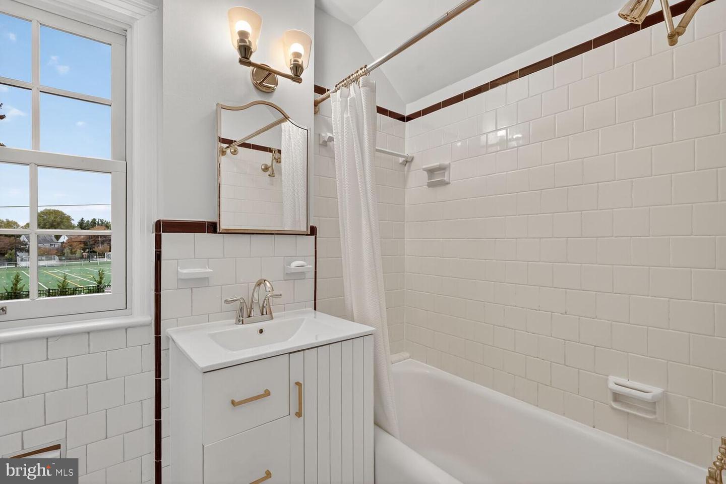 2822 RITTENHOUSE ST NW, WASHINGTON, District Of Columbia 20015, 2 Bedrooms Bedrooms, ,1 BathroomBathrooms,Residential,For sale,2822 RITTENHOUSE ST NW,DCDC2224394 MLS # DCDC2224394
