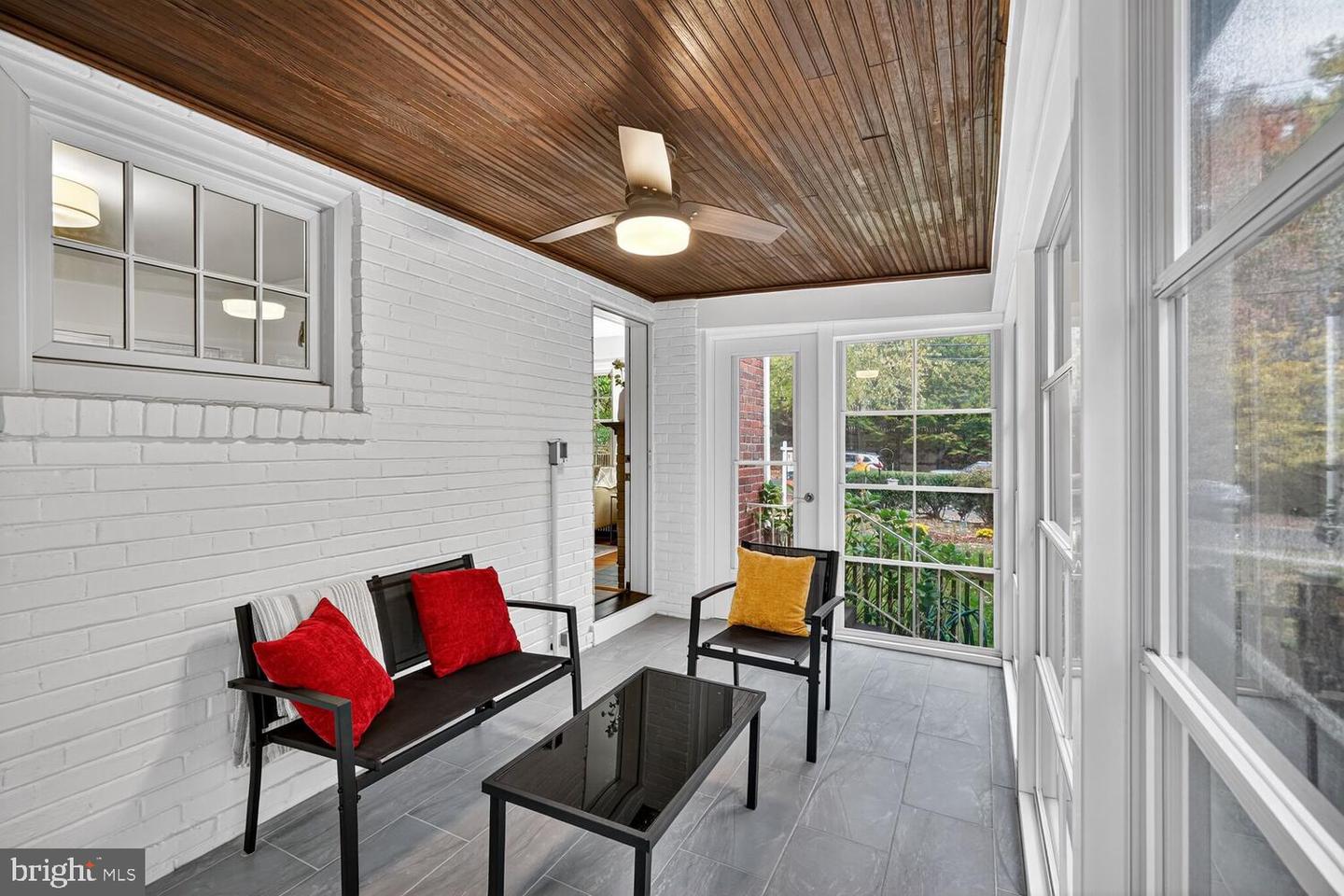 2822 RITTENHOUSE ST NW, WASHINGTON, District Of Columbia 20015, 2 Bedrooms Bedrooms, ,1 BathroomBathrooms,Residential,For sale,2822 RITTENHOUSE ST NW,DCDC2224394 MLS # DCDC2224394