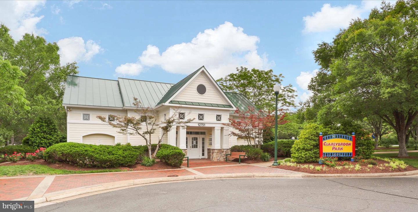 10240 INCHBERRY CT, BRISTOW, Virginia 20136, 4 Bedrooms Bedrooms, ,4 BathroomsBathrooms,Residential,For sale,10240 INCHBERRY CT,VAPW2105878 MLS # VAPW2105878 10240 INCHBERRY CT, BRISTOW, Virginia 20136, 4 Bedrooms Bedrooms, ,4 BathroomsBathrooms,Residential,For sale,10240 INCHBERRY CT,VAPW2105878 MLS # VAPW2105878