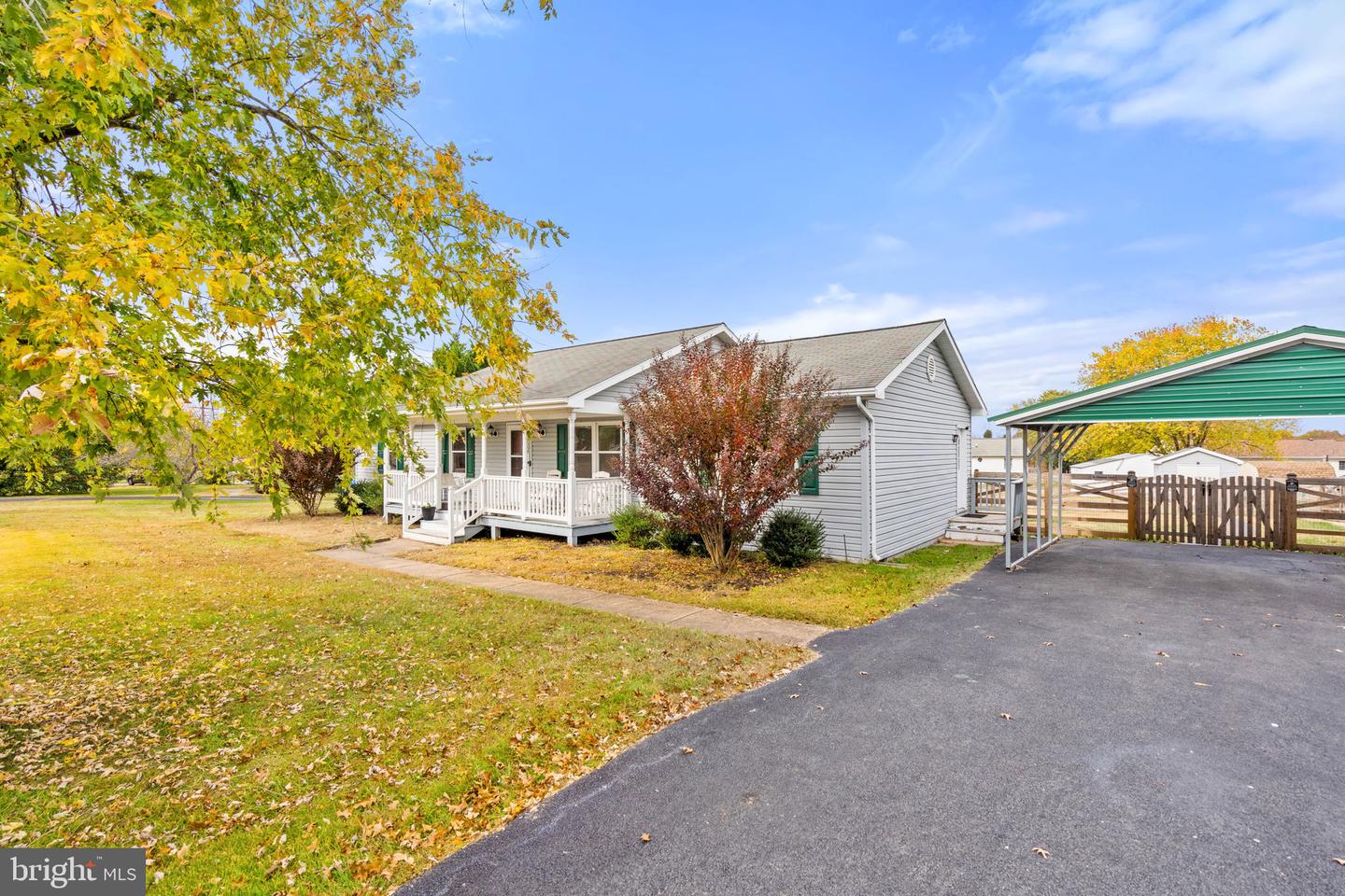 7058 HELM DR, REMINGTON, Virginia 22734, 3 Bedrooms Bedrooms, ,2 BathroomsBathrooms,Residential,For sale,7058 HELM DR,VAFQ2019408 MLS # VAFQ2019408 7058 HELM DR, REMINGTON, Virginia 22734, 3 Bedrooms Bedrooms, ,2 BathroomsBathrooms,Residential,For sale,7058 HELM DR,VAFQ2019408 MLS # VAFQ2019408