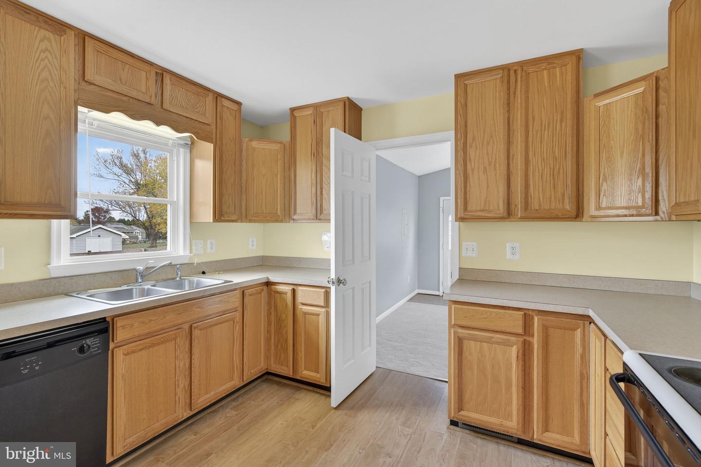 7058 HELM DR, REMINGTON, Virginia 22734, 3 Bedrooms Bedrooms, ,2 BathroomsBathrooms,Residential,For sale,7058 HELM DR,VAFQ2019408 MLS # VAFQ2019408 7058 HELM DR, REMINGTON, Virginia 22734, 3 Bedrooms Bedrooms, ,2 BathroomsBathrooms,Residential,For sale,7058 HELM DR,VAFQ2019408 MLS # VAFQ2019408