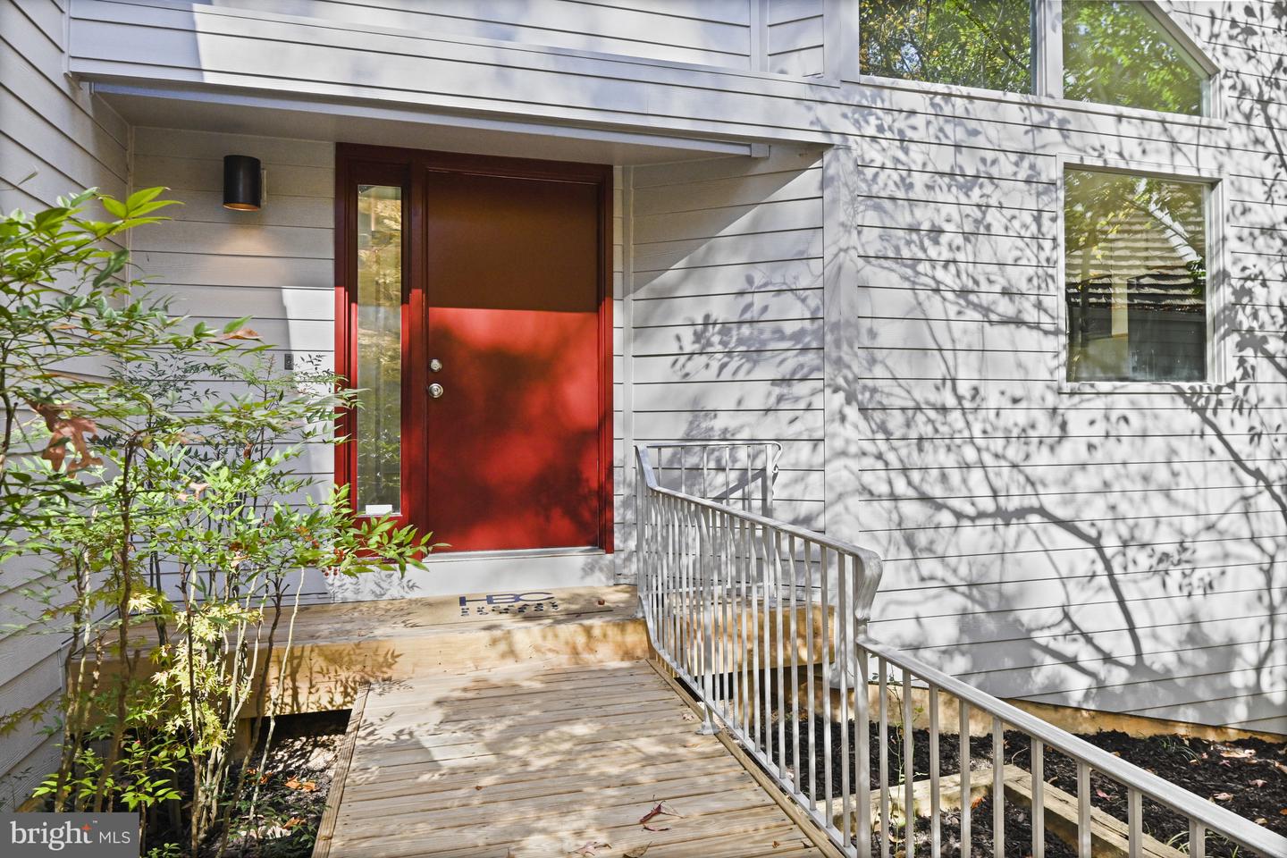 11504 TURNBRIDGE LN, RESTON, Virginia 20194, 4 Bedrooms Bedrooms, ,3 BathroomsBathrooms,Residential,For sale,11504 TURNBRIDGE LN,VAFX2275556 MLS # VAFX2275556