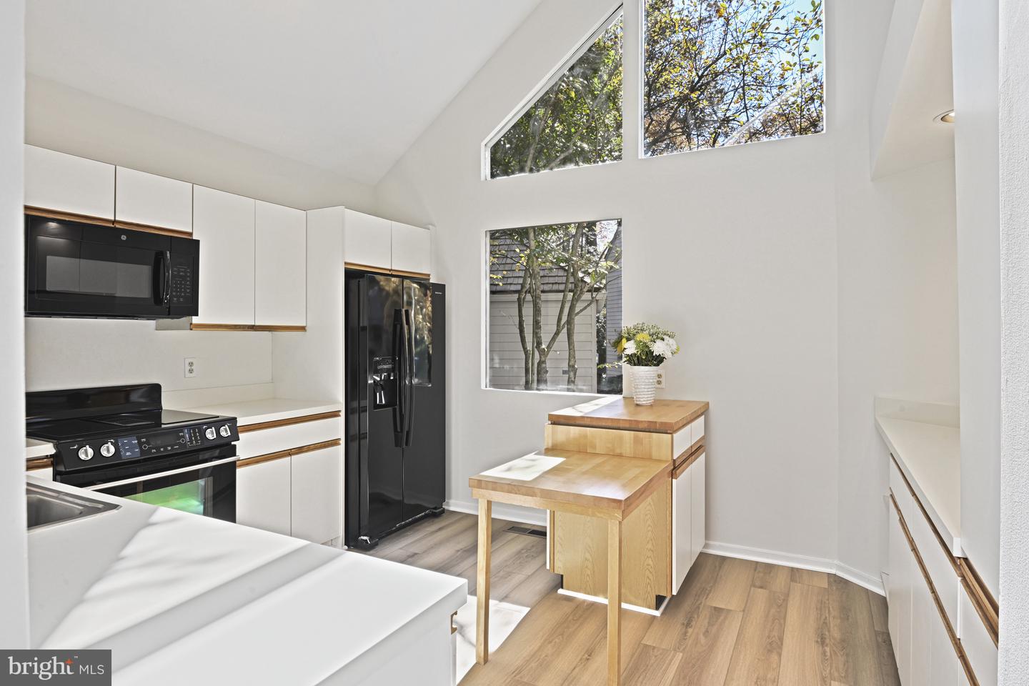 11504 TURNBRIDGE LN, RESTON, Virginia 20194, 4 Bedrooms Bedrooms, ,3 BathroomsBathrooms,Residential,For sale,11504 TURNBRIDGE LN,VAFX2275556 MLS # VAFX2275556