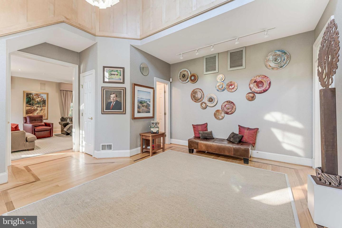 615 KENTLAND DR, GREAT FALLS, Virginia 22066, 6 Bedrooms Bedrooms, ,8 BathroomsBathrooms,Residential,For sale,615 KENTLAND DR,VAFX2275672 MLS # VAFX2275672 615 KENTLAND DR, GREAT FALLS, Virginia 22066, 6 Bedrooms Bedrooms, ,8 BathroomsBathrooms,Residential,For sale,615 KENTLAND DR,VAFX2275672 MLS # VAFX2275672