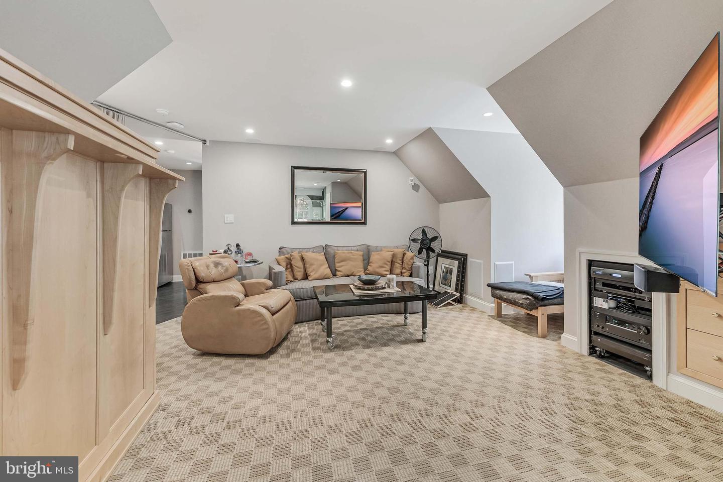 615 KENTLAND DR, GREAT FALLS, Virginia 22066, 6 Bedrooms Bedrooms, ,8 BathroomsBathrooms,Residential,For sale,615 KENTLAND DR,VAFX2275672 MLS # VAFX2275672 615 KENTLAND DR, GREAT FALLS, Virginia 22066, 6 Bedrooms Bedrooms, ,8 BathroomsBathrooms,Residential,For sale,615 KENTLAND DR,VAFX2275672 MLS # VAFX2275672