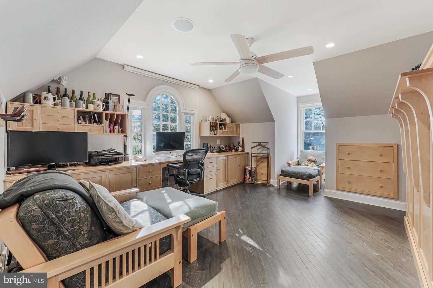 615 KENTLAND DR, GREAT FALLS, Virginia 22066, 6 Bedrooms Bedrooms, ,8 BathroomsBathrooms,Residential,For sale,615 KENTLAND DR,VAFX2275672 MLS # VAFX2275672 615 KENTLAND DR, GREAT FALLS, Virginia 22066, 6 Bedrooms Bedrooms, ,8 BathroomsBathrooms,Residential,For sale,615 KENTLAND DR,VAFX2275672 MLS # VAFX2275672