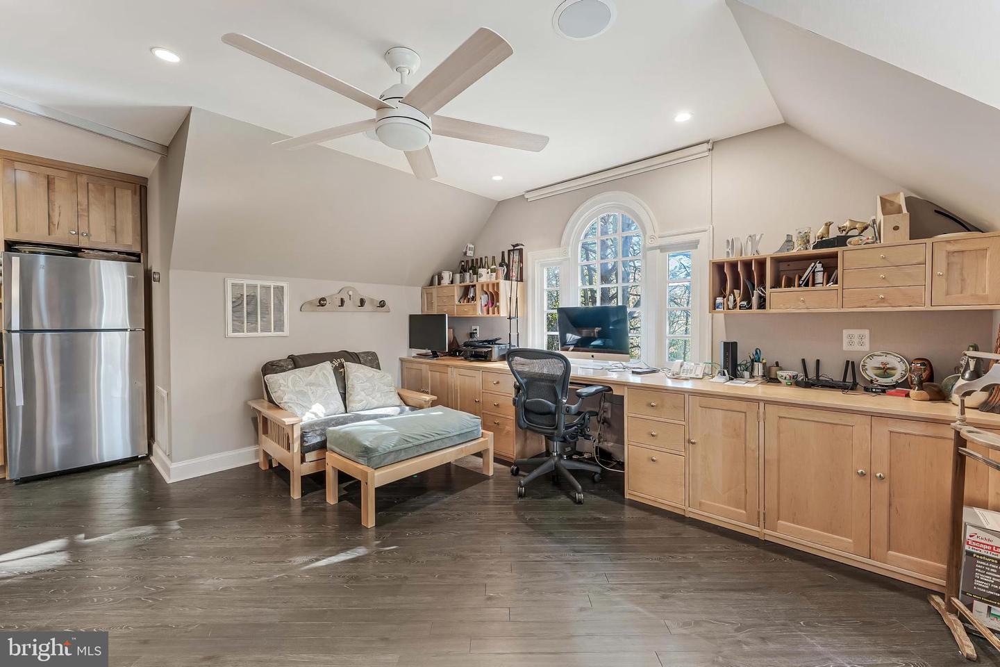 615 KENTLAND DR, GREAT FALLS, Virginia 22066, 6 Bedrooms Bedrooms, ,8 BathroomsBathrooms,Residential,For sale,615 KENTLAND DR,VAFX2275672 MLS # VAFX2275672 615 KENTLAND DR, GREAT FALLS, Virginia 22066, 6 Bedrooms Bedrooms, ,8 BathroomsBathrooms,Residential,For sale,615 KENTLAND DR,VAFX2275672 MLS # VAFX2275672