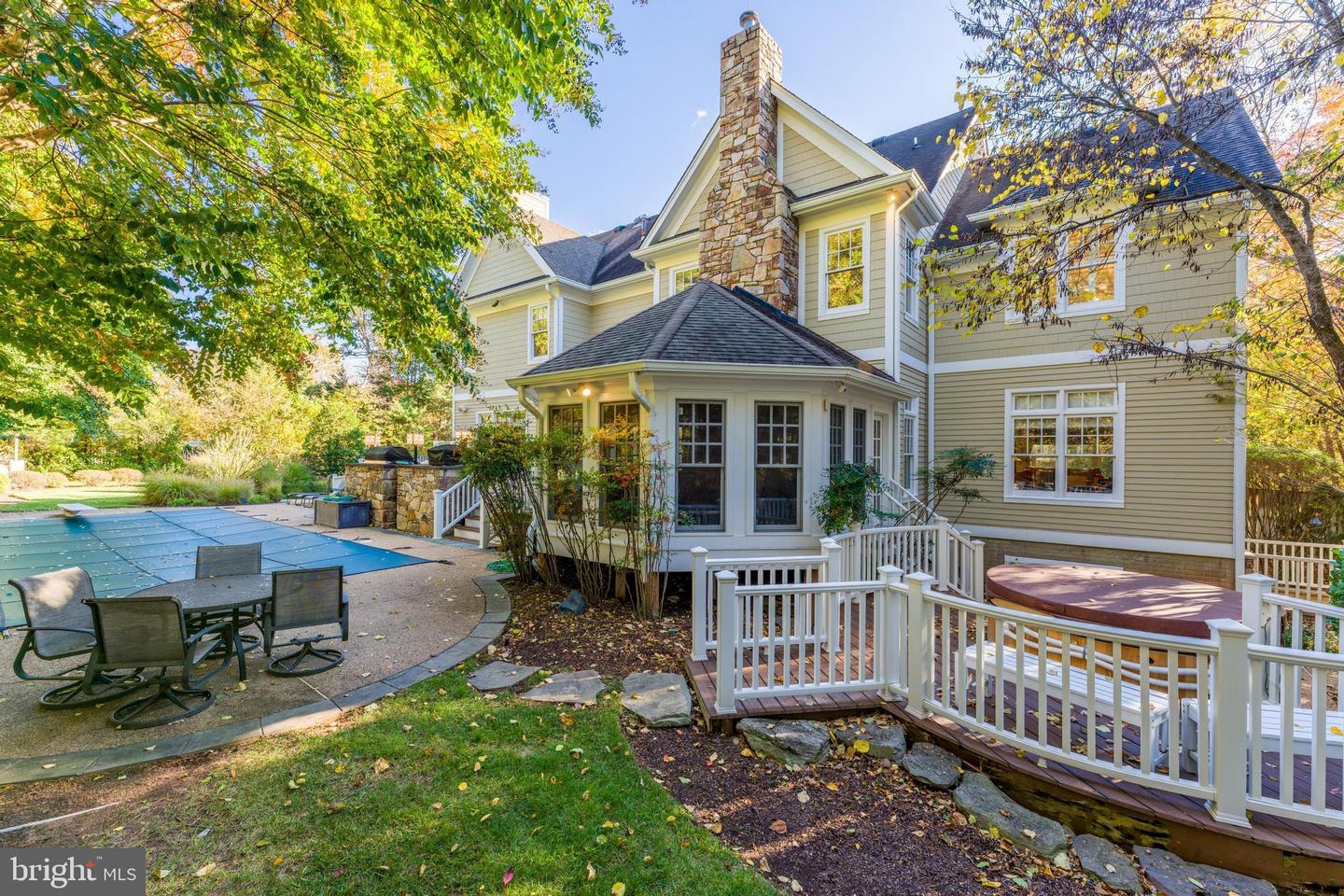 615 KENTLAND DR, GREAT FALLS, Virginia 22066, 6 Bedrooms Bedrooms, ,8 BathroomsBathrooms,Residential,For sale,615 KENTLAND DR,VAFX2275672 MLS # VAFX2275672 615 KENTLAND DR, GREAT FALLS, Virginia 22066, 6 Bedrooms Bedrooms, ,8 BathroomsBathrooms,Residential,For sale,615 KENTLAND DR,VAFX2275672 MLS # VAFX2275672