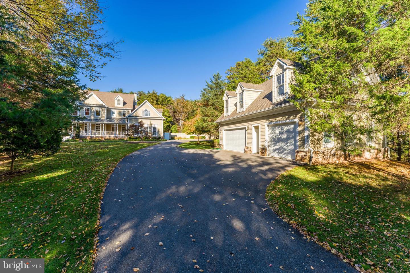 615 KENTLAND DR, GREAT FALLS, Virginia 22066, 6 Bedrooms Bedrooms, ,8 BathroomsBathrooms,Residential,For sale,615 KENTLAND DR,VAFX2275672 MLS # VAFX2275672 615 KENTLAND DR, GREAT FALLS, Virginia 22066, 6 Bedrooms Bedrooms, ,8 BathroomsBathrooms,Residential,For sale,615 KENTLAND DR,VAFX2275672 MLS # VAFX2275672