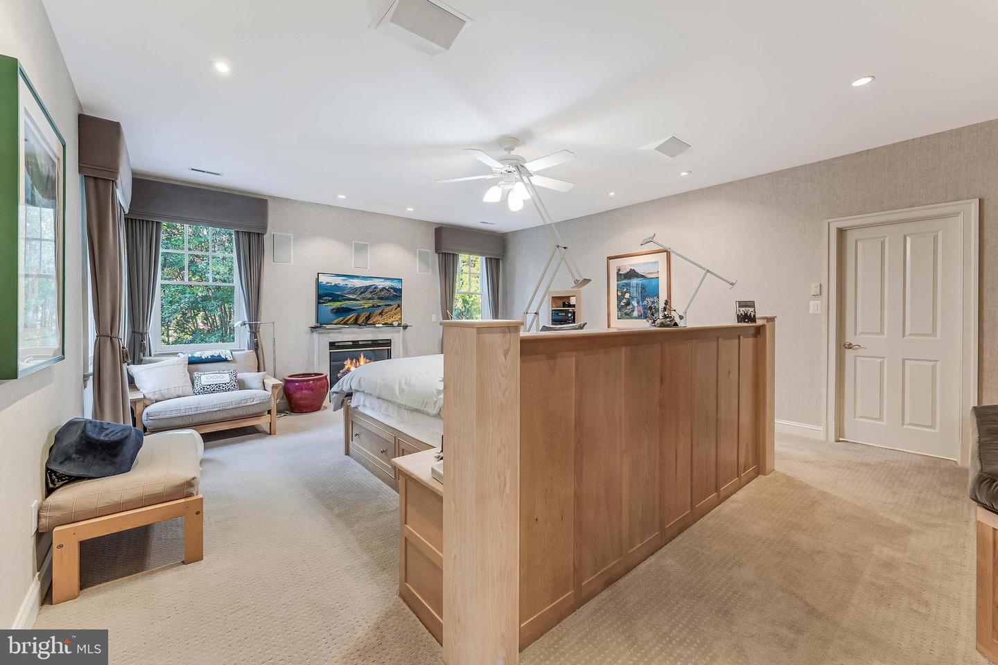 615 KENTLAND DR, GREAT FALLS, Virginia 22066, 6 Bedrooms Bedrooms, ,8 BathroomsBathrooms,Residential,For sale,615 KENTLAND DR,VAFX2275672 MLS # VAFX2275672 615 KENTLAND DR, GREAT FALLS, Virginia 22066, 6 Bedrooms Bedrooms, ,8 BathroomsBathrooms,Residential,For sale,615 KENTLAND DR,VAFX2275672 MLS # VAFX2275672