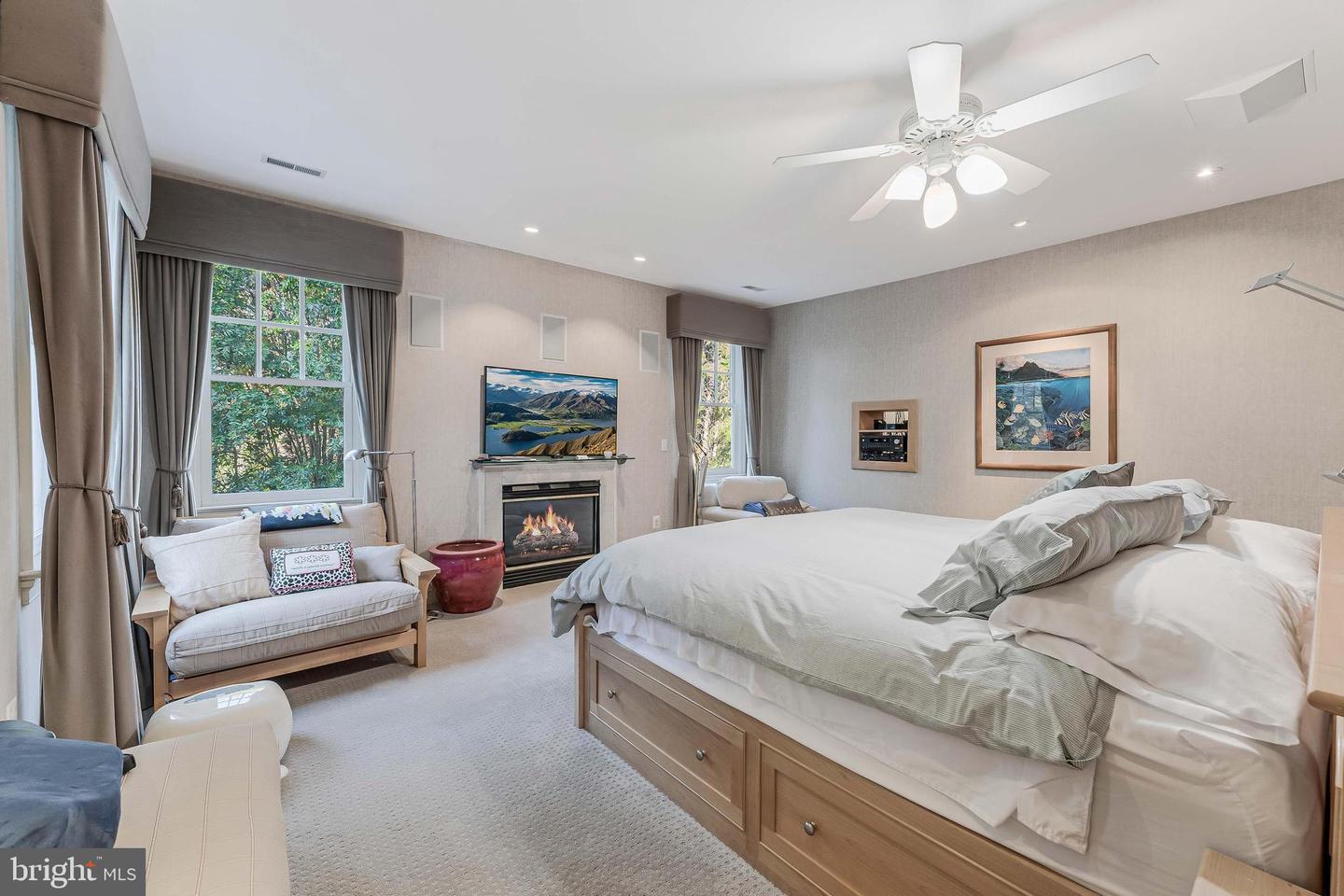 615 KENTLAND DR, GREAT FALLS, Virginia 22066, 6 Bedrooms Bedrooms, ,8 BathroomsBathrooms,Residential,For sale,615 KENTLAND DR,VAFX2275672 MLS # VAFX2275672 615 KENTLAND DR, GREAT FALLS, Virginia 22066, 6 Bedrooms Bedrooms, ,8 BathroomsBathrooms,Residential,For sale,615 KENTLAND DR,VAFX2275672 MLS # VAFX2275672