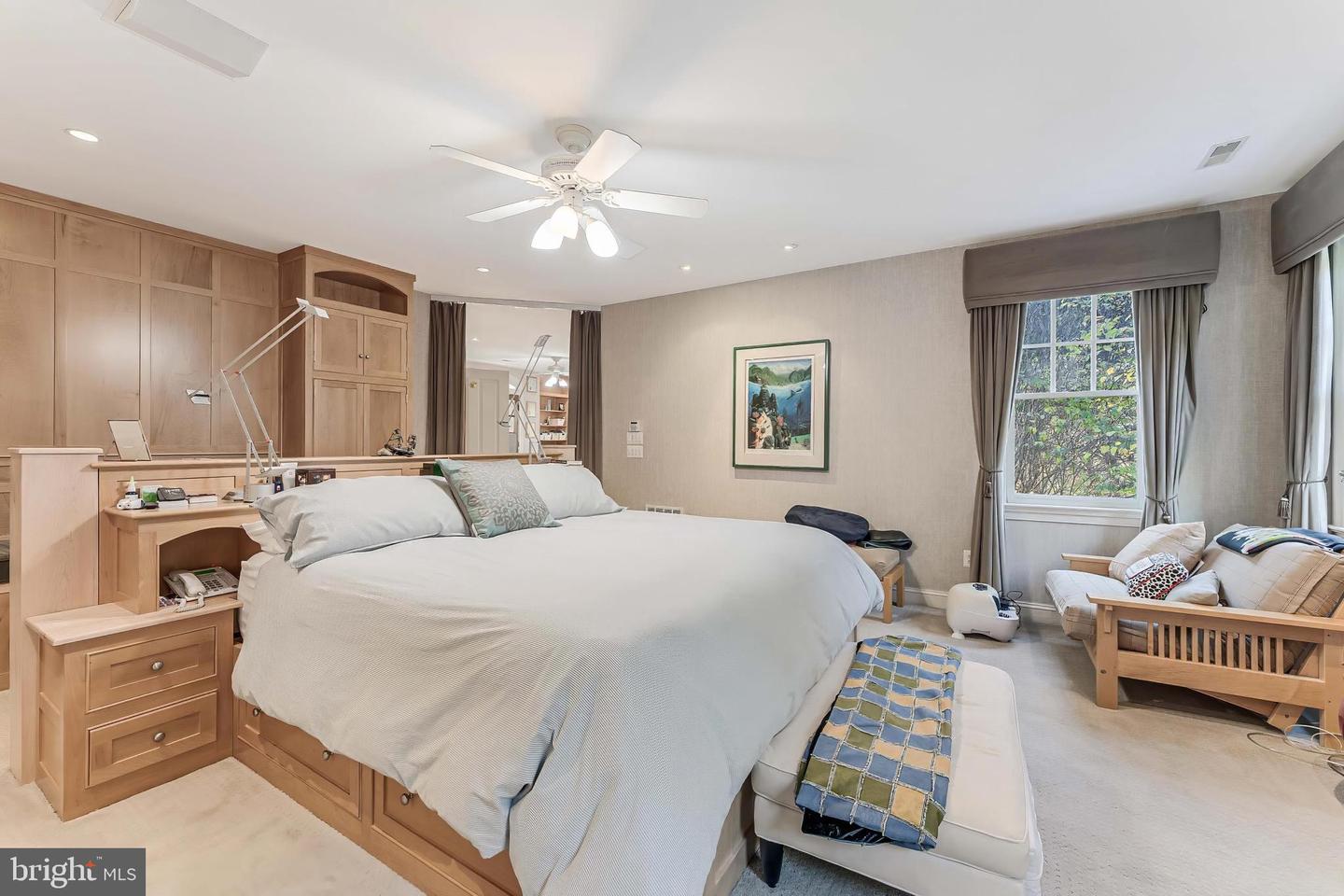 615 KENTLAND DR, GREAT FALLS, Virginia 22066, 6 Bedrooms Bedrooms, ,8 BathroomsBathrooms,Residential,For sale,615 KENTLAND DR,VAFX2275672 MLS # VAFX2275672 615 KENTLAND DR, GREAT FALLS, Virginia 22066, 6 Bedrooms Bedrooms, ,8 BathroomsBathrooms,Residential,For sale,615 KENTLAND DR,VAFX2275672 MLS # VAFX2275672