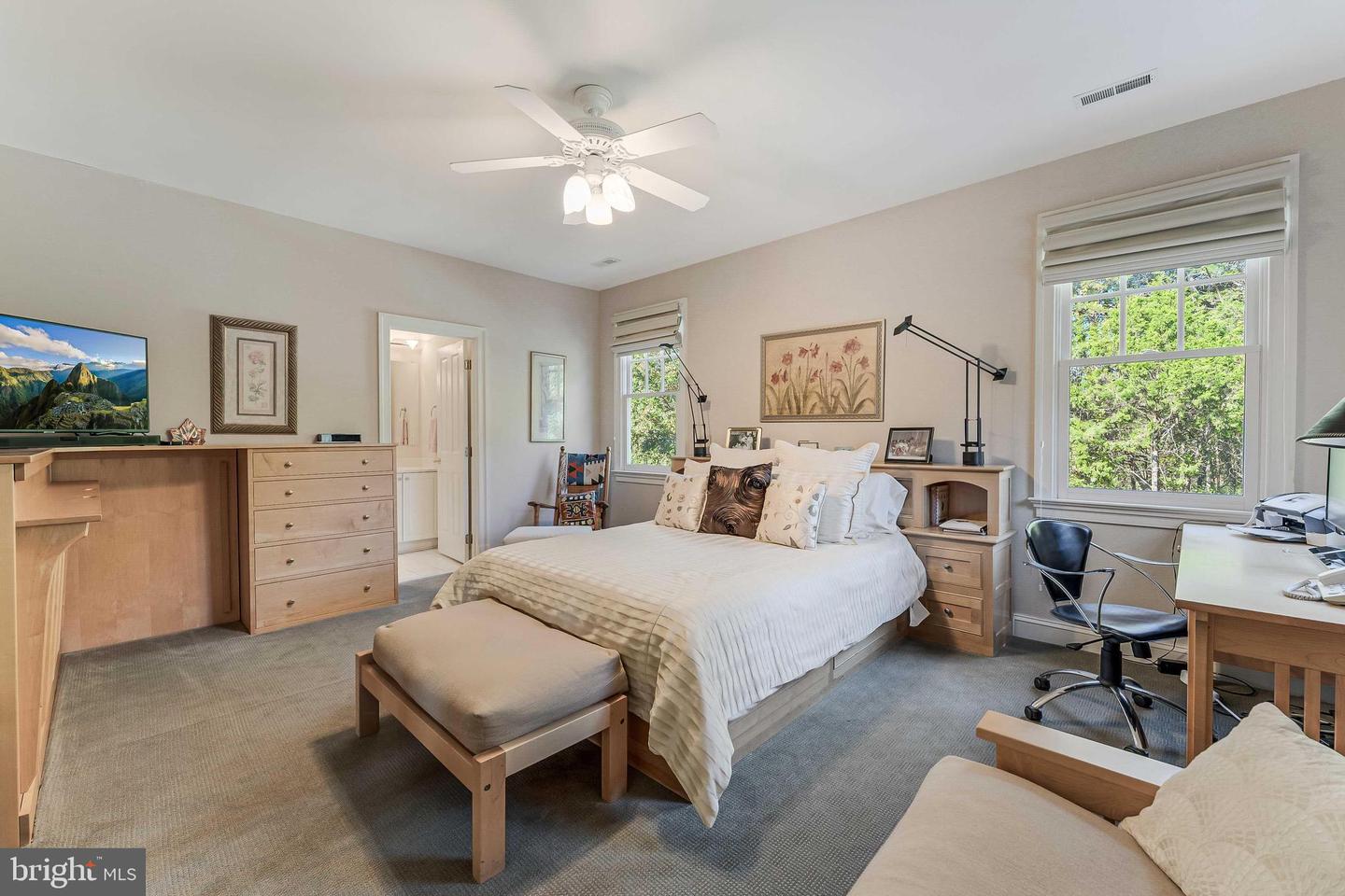 615 KENTLAND DR, GREAT FALLS, Virginia 22066, 6 Bedrooms Bedrooms, ,8 BathroomsBathrooms,Residential,For sale,615 KENTLAND DR,VAFX2275672 MLS # VAFX2275672 615 KENTLAND DR, GREAT FALLS, Virginia 22066, 6 Bedrooms Bedrooms, ,8 BathroomsBathrooms,Residential,For sale,615 KENTLAND DR,VAFX2275672 MLS # VAFX2275672