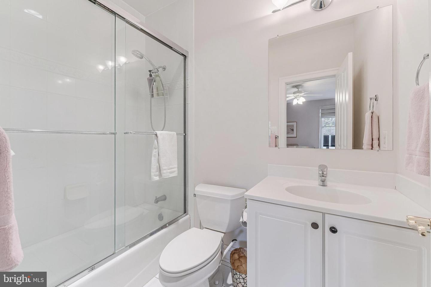 615 KENTLAND DR, GREAT FALLS, Virginia 22066, 6 Bedrooms Bedrooms, ,8 BathroomsBathrooms,Residential,For sale,615 KENTLAND DR,VAFX2275672 MLS # VAFX2275672 615 KENTLAND DR, GREAT FALLS, Virginia 22066, 6 Bedrooms Bedrooms, ,8 BathroomsBathrooms,Residential,For sale,615 KENTLAND DR,VAFX2275672 MLS # VAFX2275672