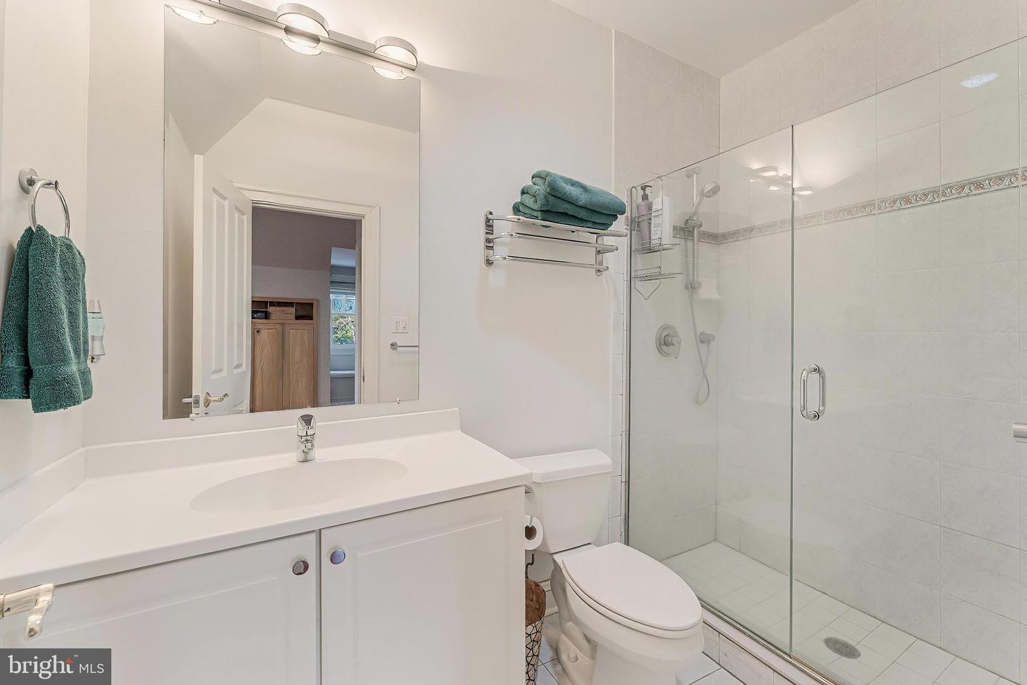 615 KENTLAND DR, GREAT FALLS, Virginia 22066, 6 Bedrooms Bedrooms, ,8 BathroomsBathrooms,Residential,For sale,615 KENTLAND DR,VAFX2275672 MLS # VAFX2275672 615 KENTLAND DR, GREAT FALLS, Virginia 22066, 6 Bedrooms Bedrooms, ,8 BathroomsBathrooms,Residential,For sale,615 KENTLAND DR,VAFX2275672 MLS # VAFX2275672