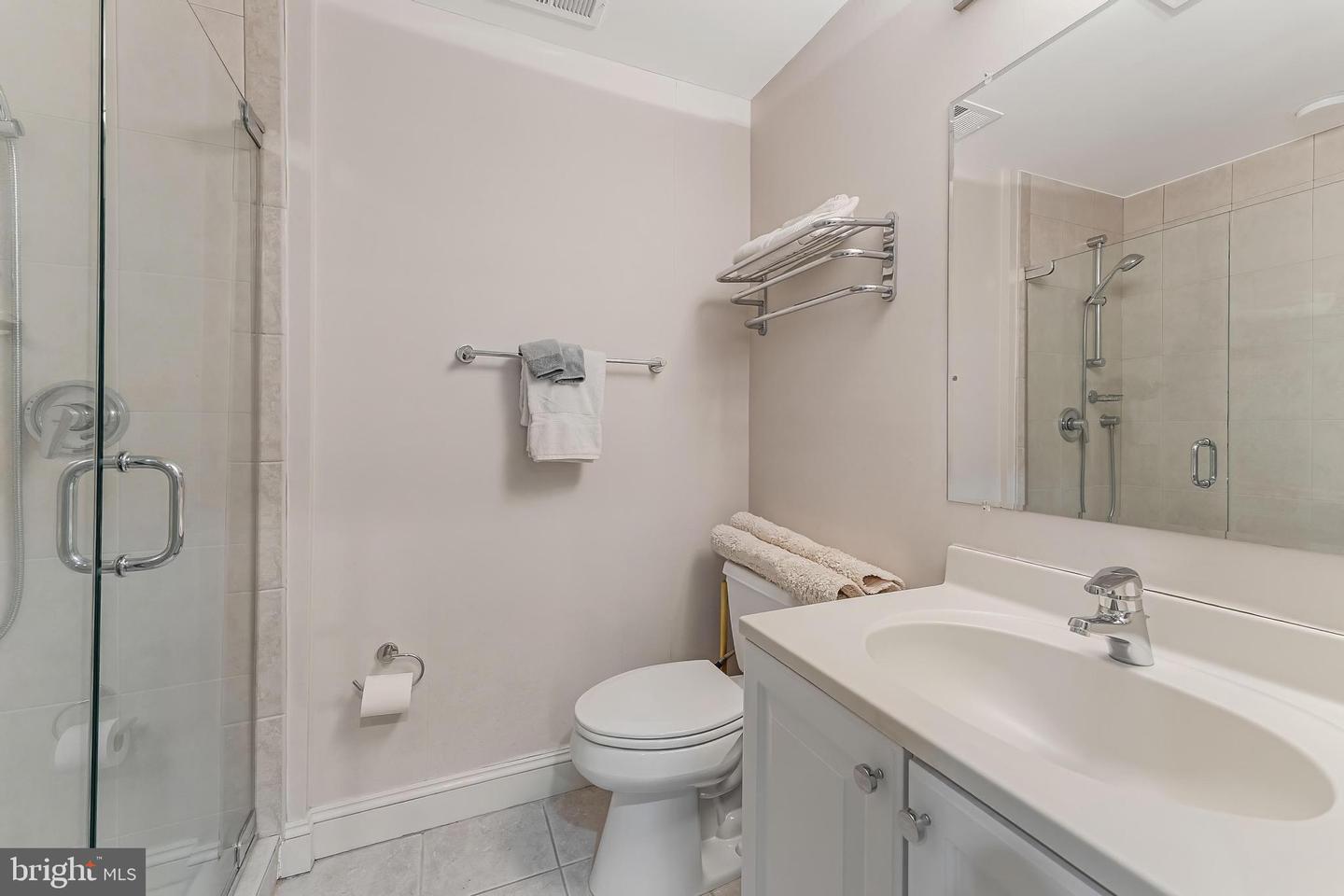 615 KENTLAND DR, GREAT FALLS, Virginia 22066, 6 Bedrooms Bedrooms, ,8 BathroomsBathrooms,Residential,For sale,615 KENTLAND DR,VAFX2275672 MLS # VAFX2275672 615 KENTLAND DR, GREAT FALLS, Virginia 22066, 6 Bedrooms Bedrooms, ,8 BathroomsBathrooms,Residential,For sale,615 KENTLAND DR,VAFX2275672 MLS # VAFX2275672