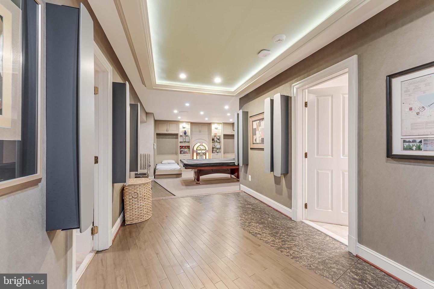 615 KENTLAND DR, GREAT FALLS, Virginia 22066, 6 Bedrooms Bedrooms, ,8 BathroomsBathrooms,Residential,For sale,615 KENTLAND DR,VAFX2275672 MLS # VAFX2275672 615 KENTLAND DR, GREAT FALLS, Virginia 22066, 6 Bedrooms Bedrooms, ,8 BathroomsBathrooms,Residential,For sale,615 KENTLAND DR,VAFX2275672 MLS # VAFX2275672