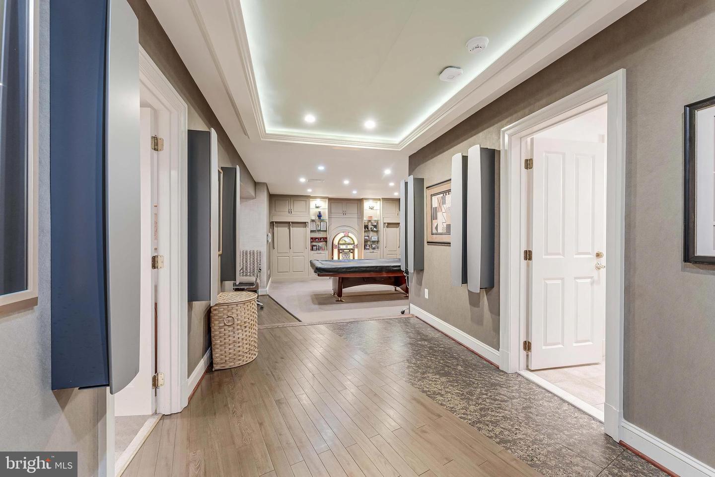 615 KENTLAND DR, GREAT FALLS, Virginia 22066, 6 Bedrooms Bedrooms, ,8 BathroomsBathrooms,Residential,For sale,615 KENTLAND DR,VAFX2275672 MLS # VAFX2275672 615 KENTLAND DR, GREAT FALLS, Virginia 22066, 6 Bedrooms Bedrooms, ,8 BathroomsBathrooms,Residential,For sale,615 KENTLAND DR,VAFX2275672 MLS # VAFX2275672