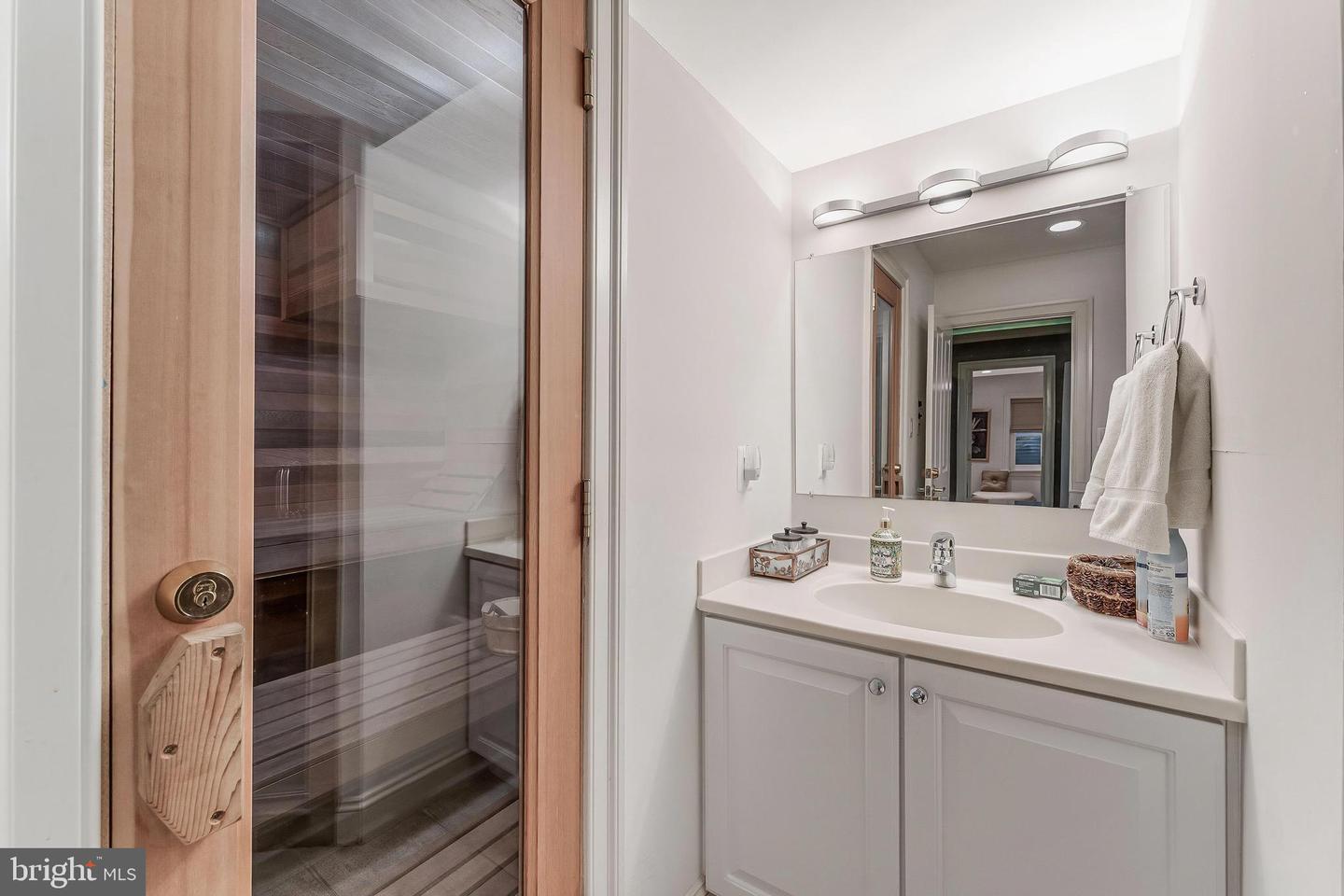 615 KENTLAND DR, GREAT FALLS, Virginia 22066, 6 Bedrooms Bedrooms, ,8 BathroomsBathrooms,Residential,For sale,615 KENTLAND DR,VAFX2275672 MLS # VAFX2275672 615 KENTLAND DR, GREAT FALLS, Virginia 22066, 6 Bedrooms Bedrooms, ,8 BathroomsBathrooms,Residential,For sale,615 KENTLAND DR,VAFX2275672 MLS # VAFX2275672