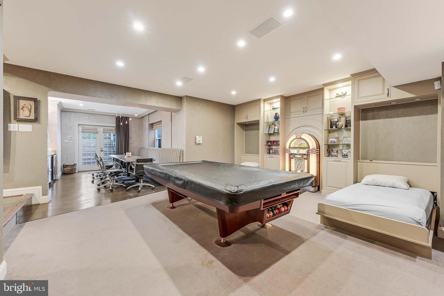 615 KENTLAND DR, GREAT FALLS, Virginia 22066, 6 Bedrooms Bedrooms, ,8 BathroomsBathrooms,Residential,For sale,615 KENTLAND DR,VAFX2275672 MLS # VAFX2275672 615 KENTLAND DR, GREAT FALLS, Virginia 22066, 6 Bedrooms Bedrooms, ,8 BathroomsBathrooms,Residential,For sale,615 KENTLAND DR,VAFX2275672 MLS # VAFX2275672