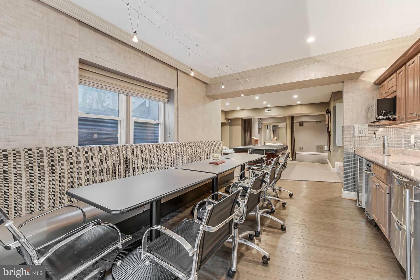 615 KENTLAND DR, GREAT FALLS, Virginia 22066, 6 Bedrooms Bedrooms, ,8 BathroomsBathrooms,Residential,For sale,615 KENTLAND DR,VAFX2275672 MLS # VAFX2275672 615 KENTLAND DR, GREAT FALLS, Virginia 22066, 6 Bedrooms Bedrooms, ,8 BathroomsBathrooms,Residential,For sale,615 KENTLAND DR,VAFX2275672 MLS # VAFX2275672